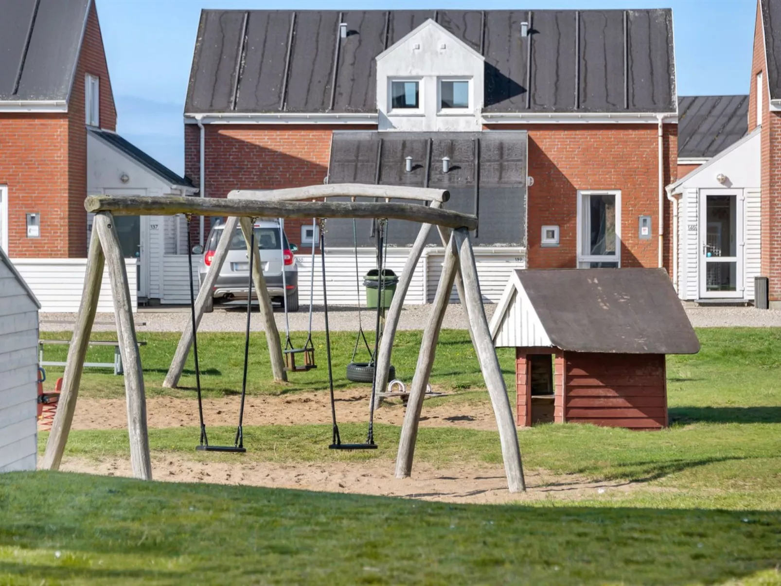 "Odger" - 2.3km from the sea-Binnen