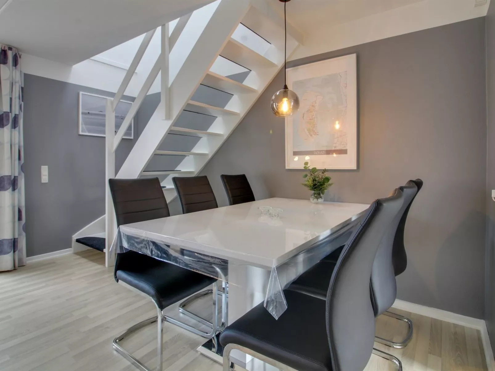 "Raine" - 2.3km from the sea-Binnen