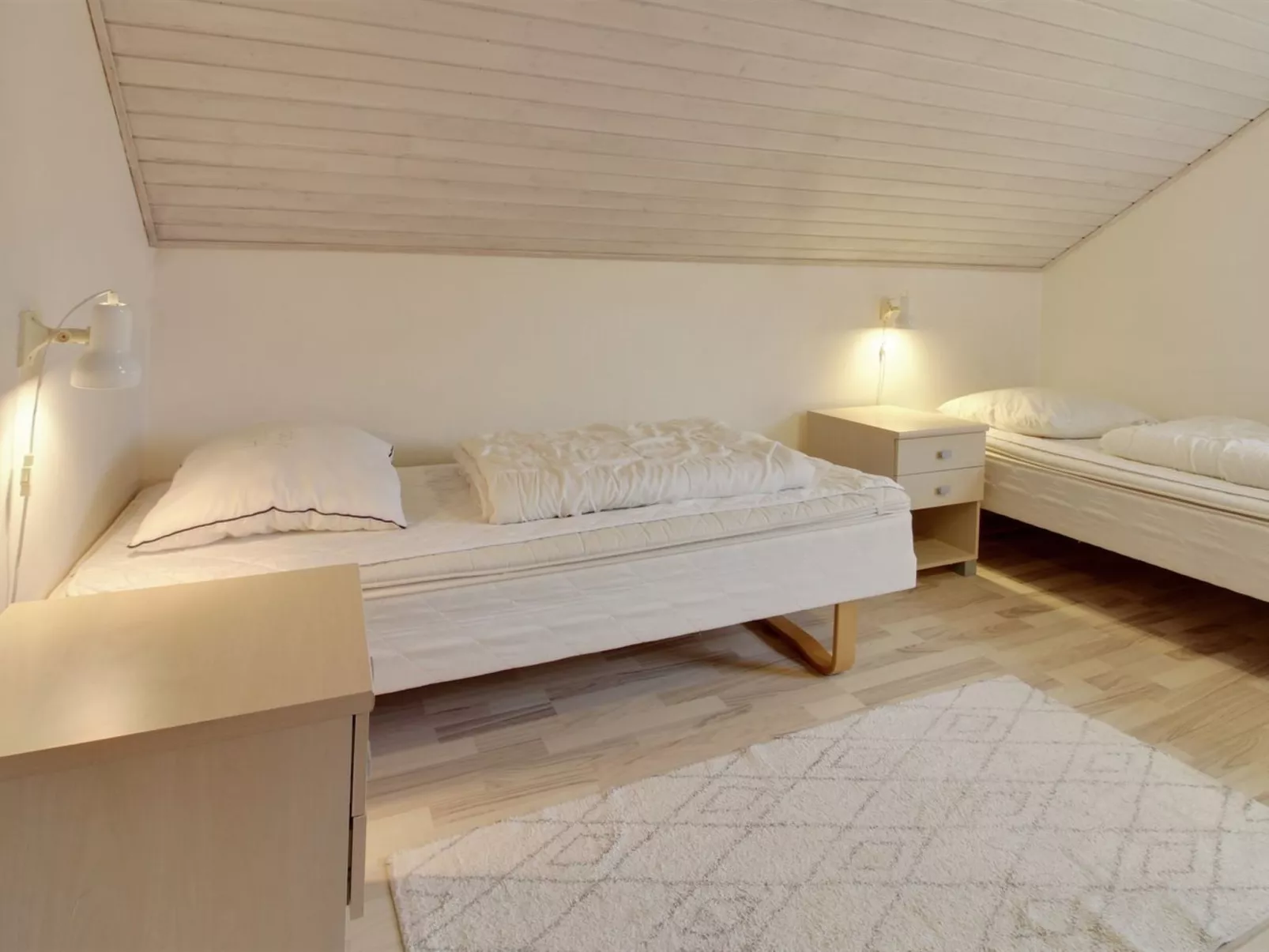 "Tinna" - 2.3km from the sea-Binnen