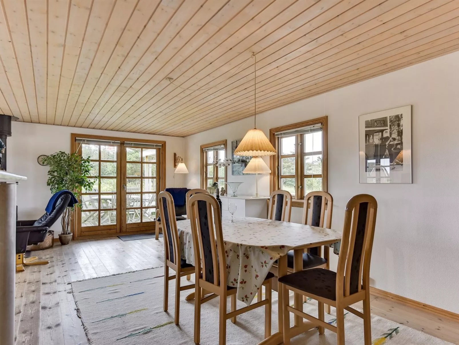 "Dortea" - 600m from the sea-Binnen