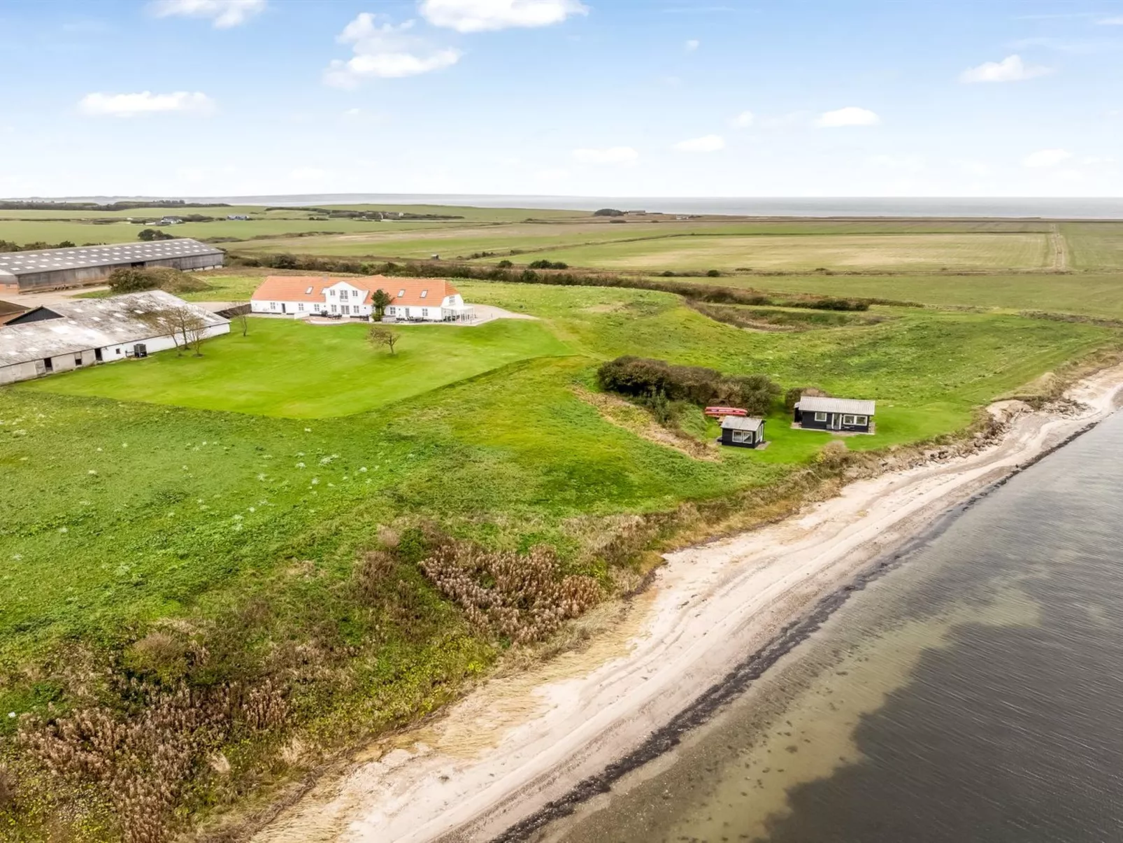 "Thorge" - 75m to the fjord-Buiten