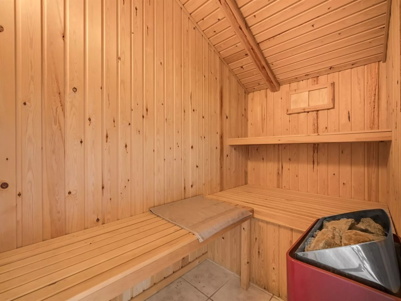 "Skev" - 200m to the fjord-Binnen