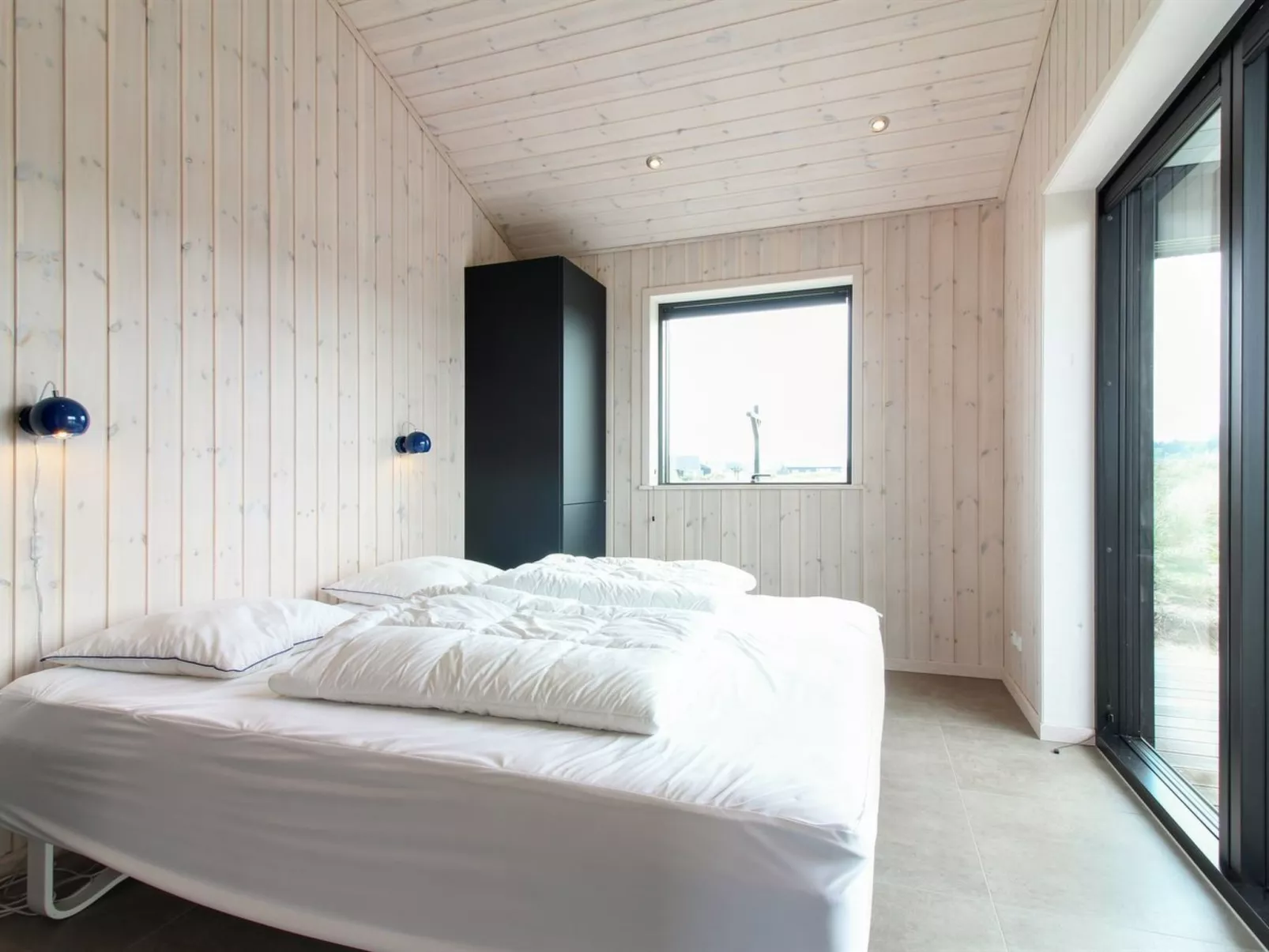 "Fannie" - 250m from the sea-Binnen