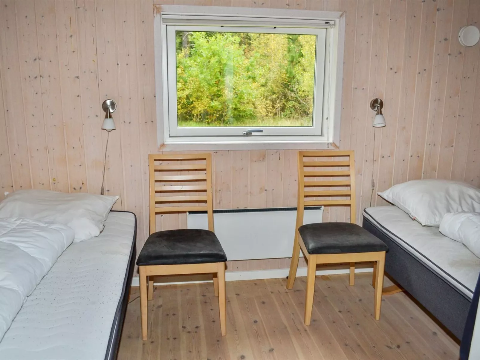 "Åsta" - 1.7km from the sea-Binnen