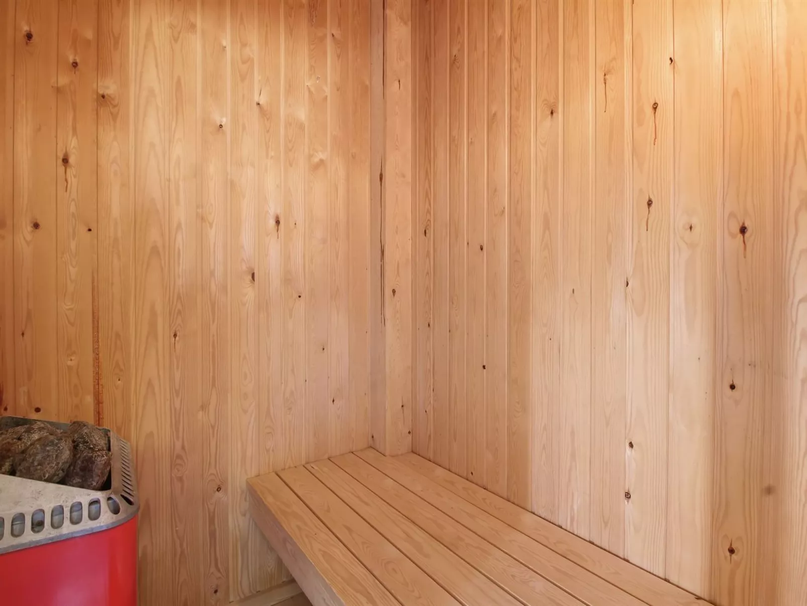 "Sixten" - 450m from the sea-Binnen