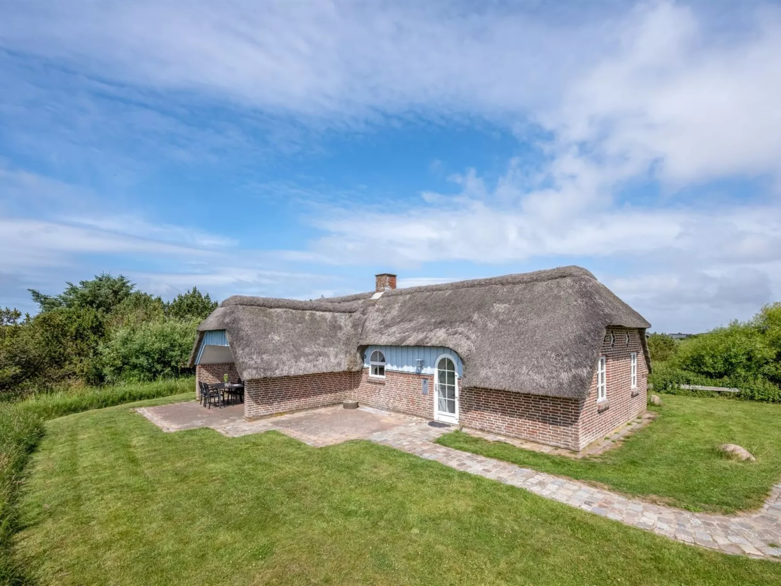 "Vangja" - 700m to the fjord-Buiten