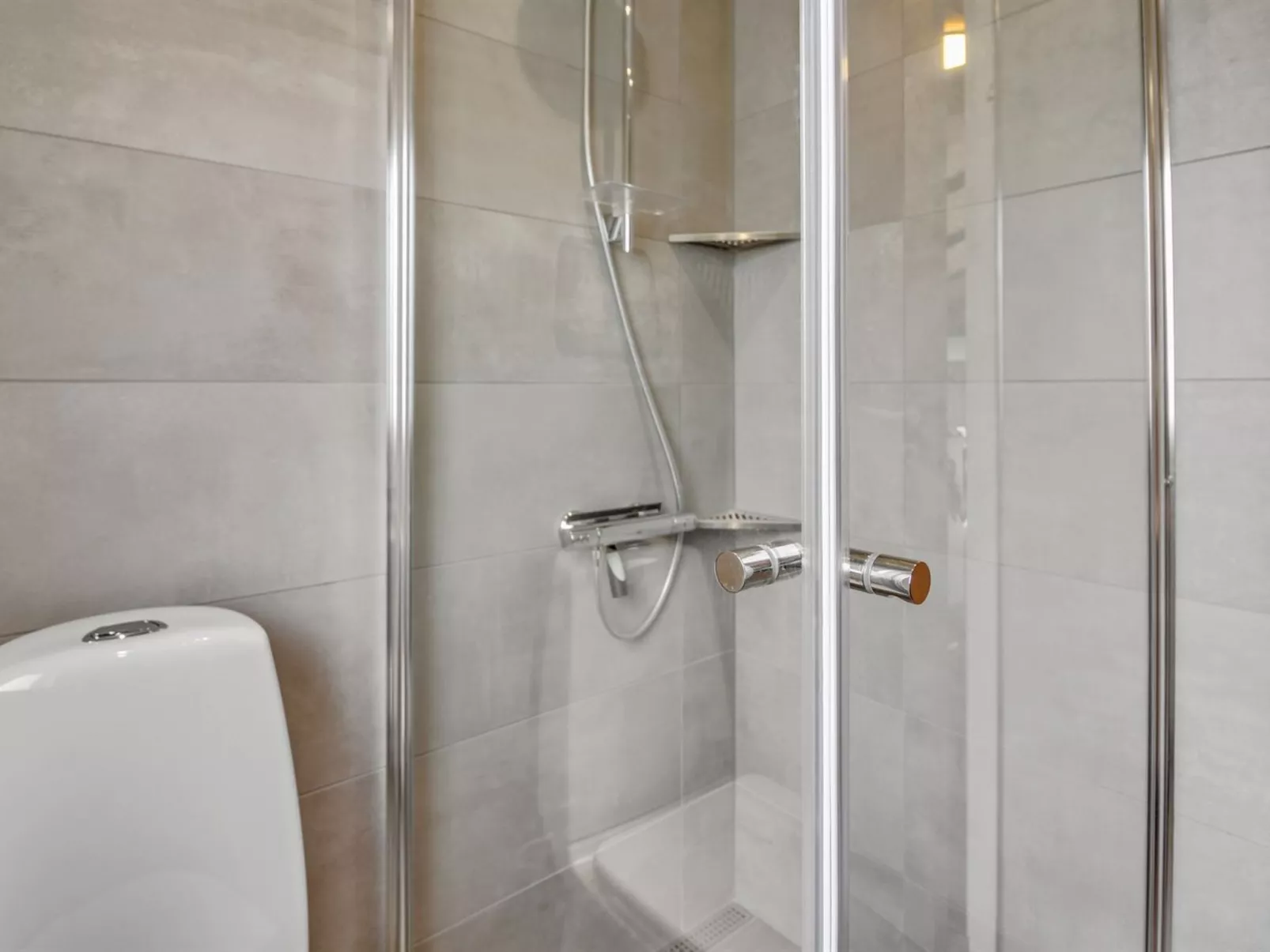 "Alaia" - 1km from the sea-Binnen