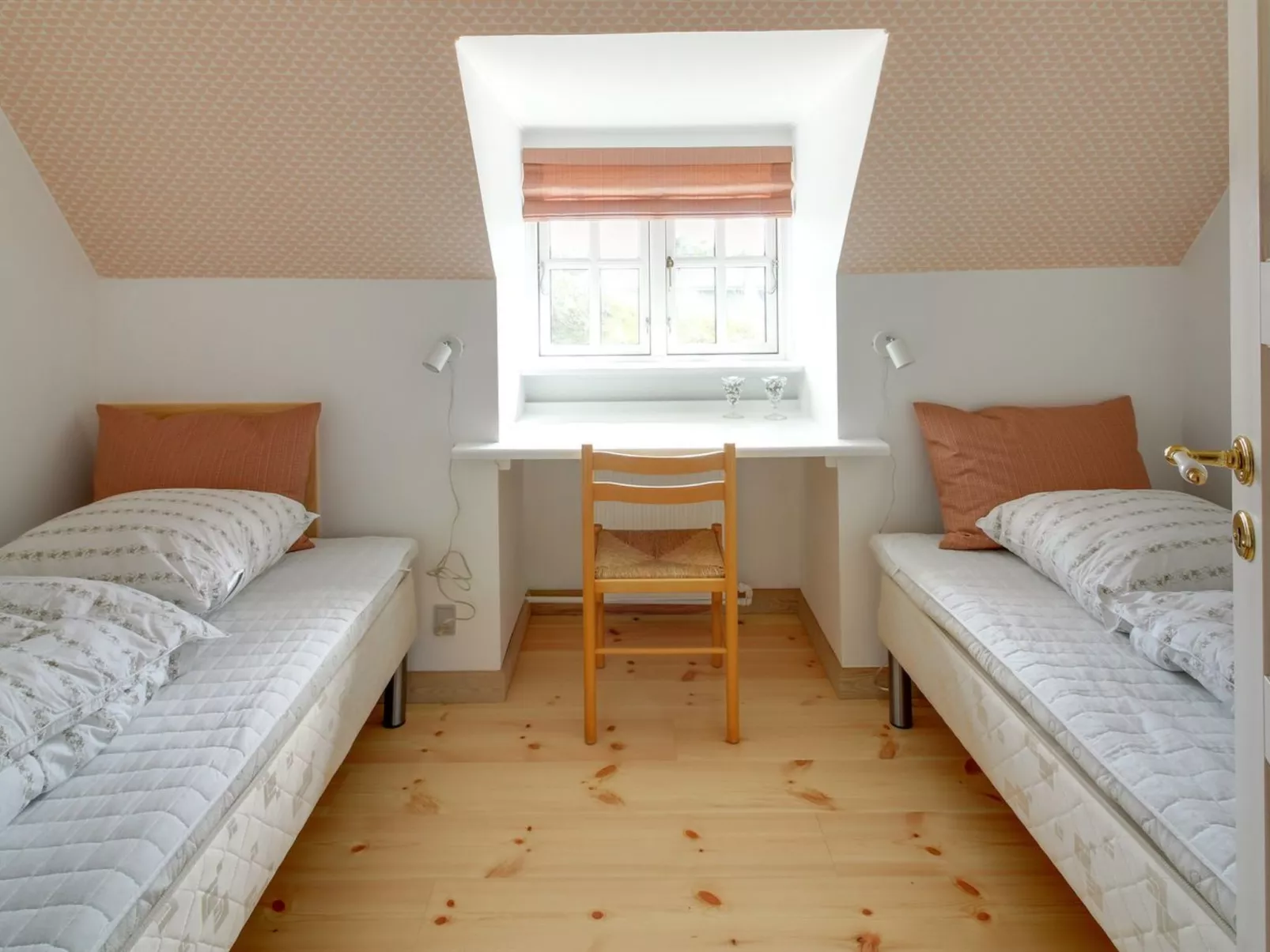 "Lioba" - 400m from the sea-Binnen