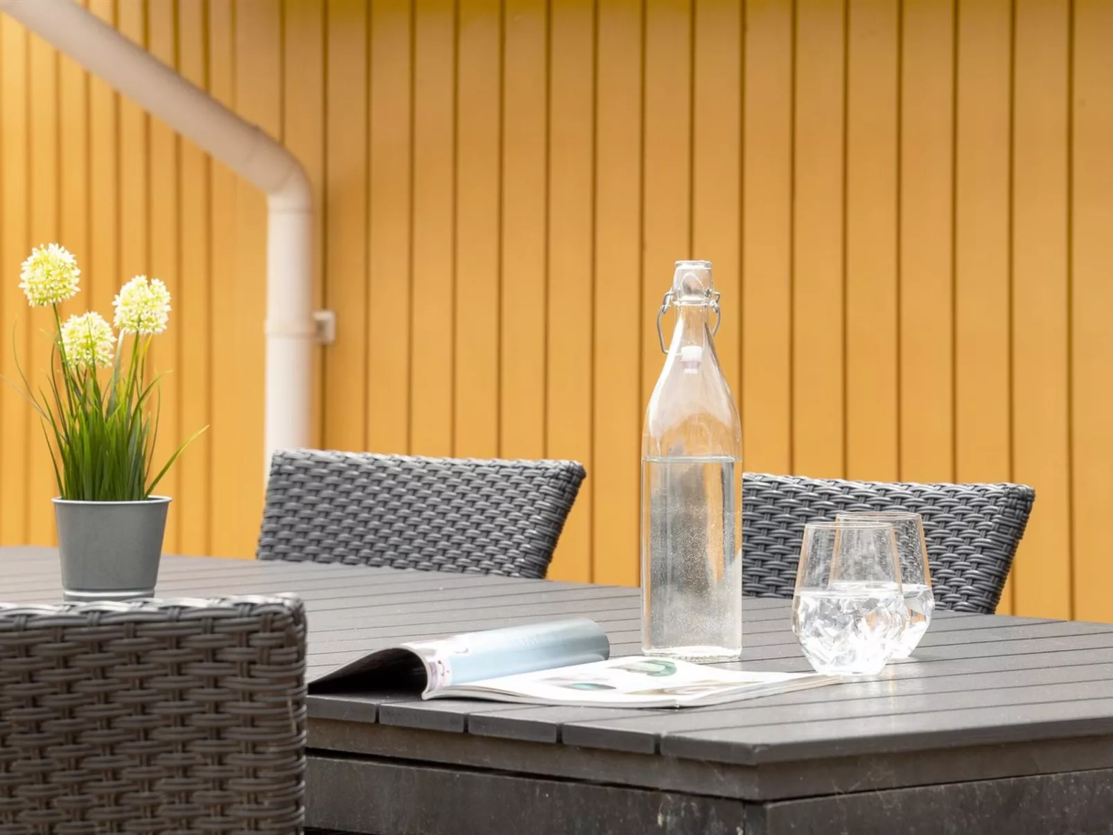 "Thrond" - 200m from the sea-Buiten