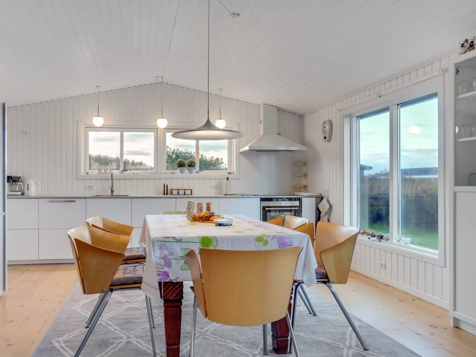 "Danja" - 300m from the sea-Binnen