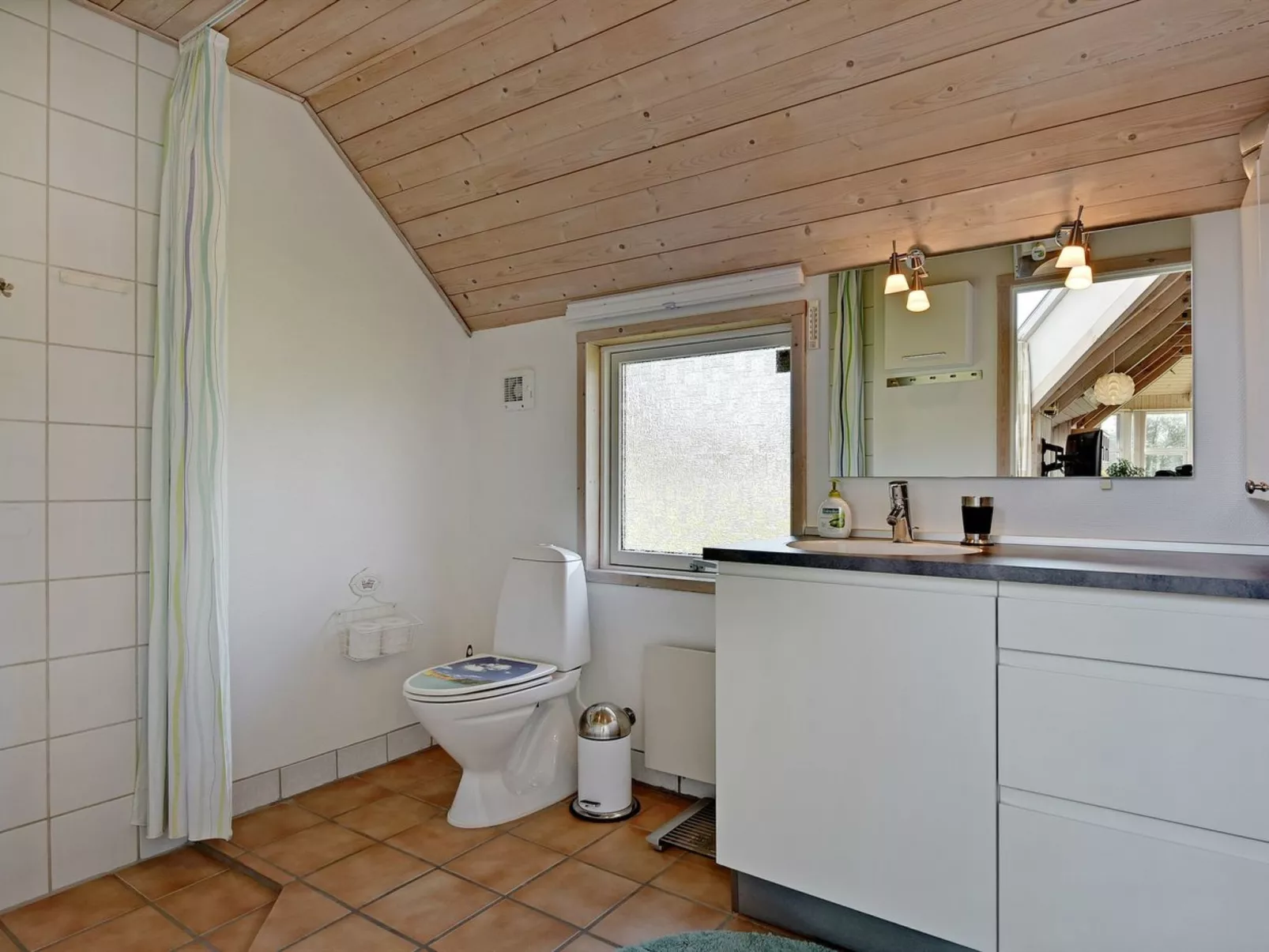 "Ansine" - 1.2km from the sea-Binnen