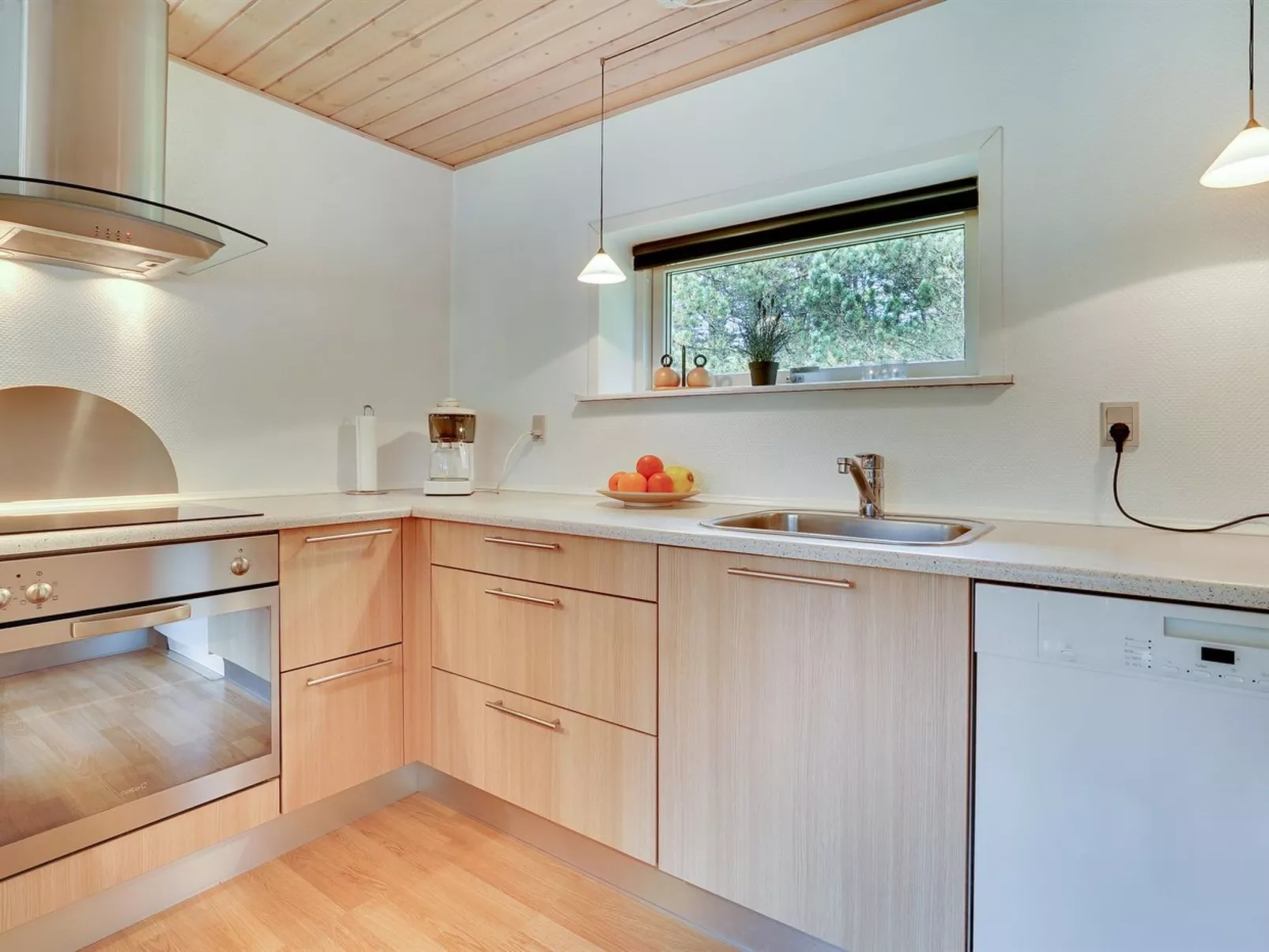 "Micke" - 3.2km from the sea-Binnen