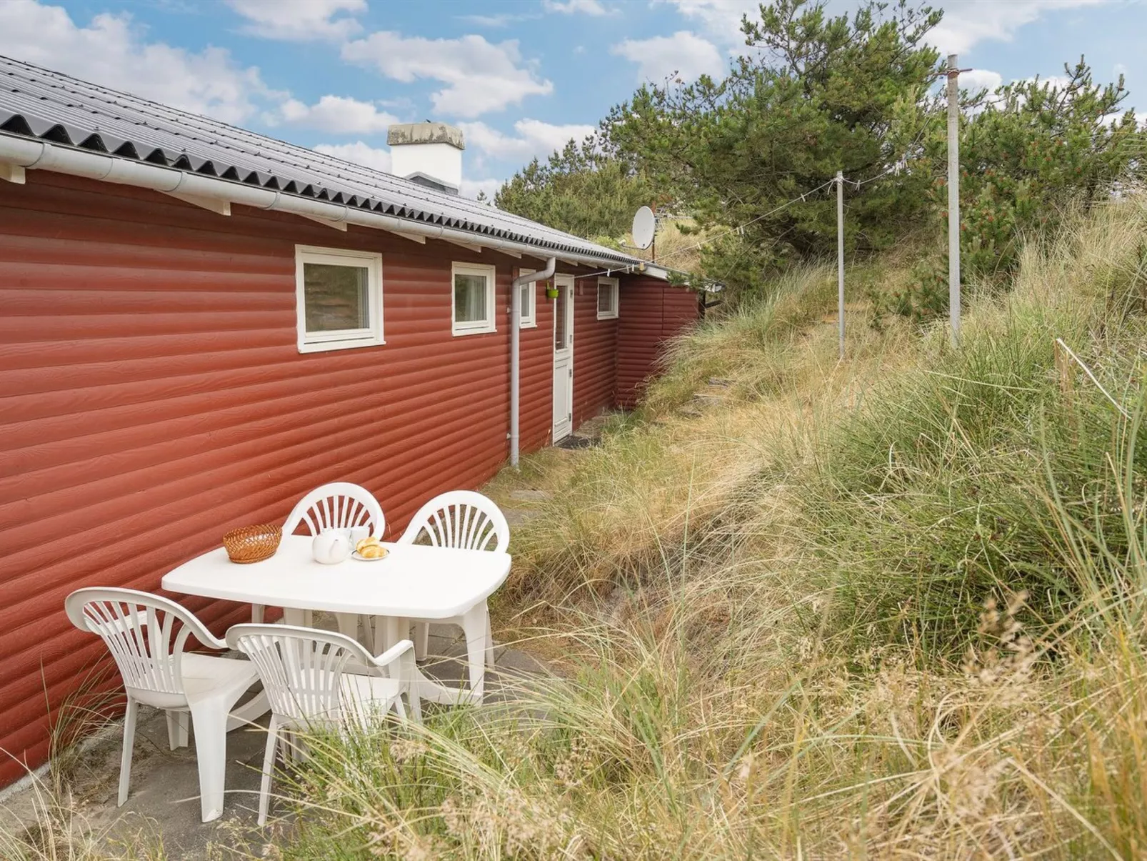 "Taimi" - 200m from the sea-Buiten