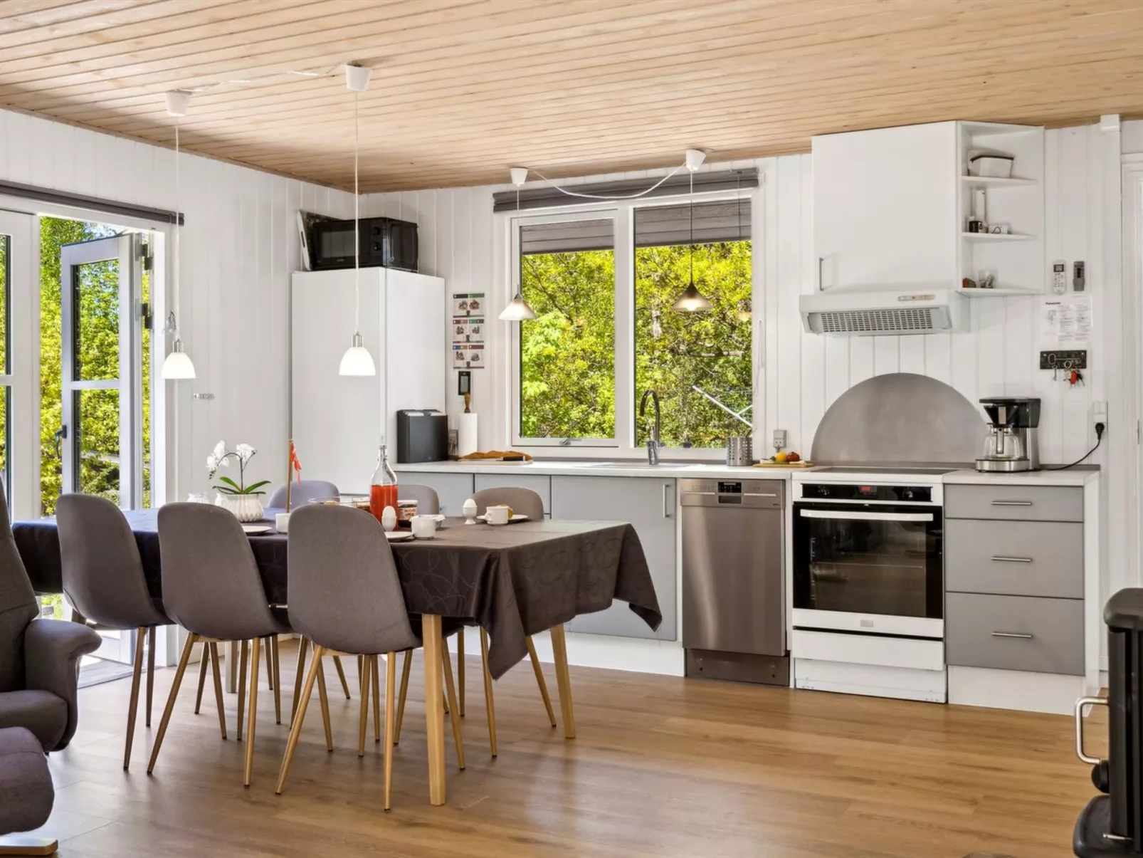 "Hunding" - 7km from the sea-Binnen