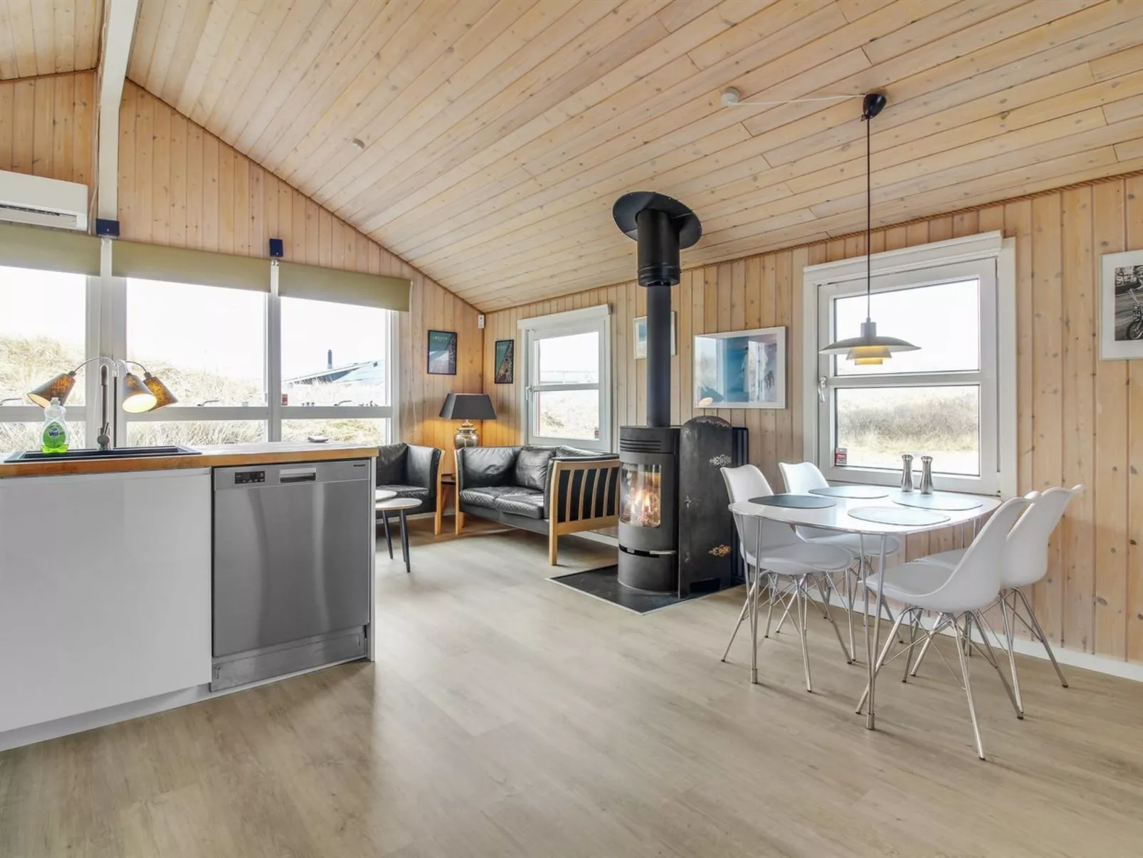 "Har" - 400m from the sea-Binnen