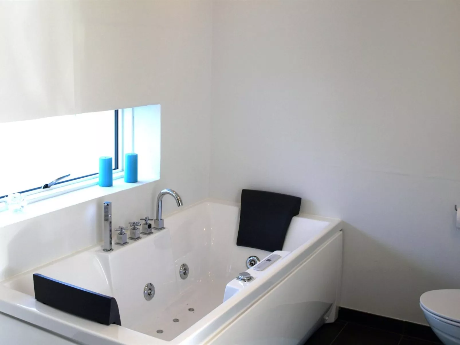 "Jonce" - 400m from the sea-Binnen