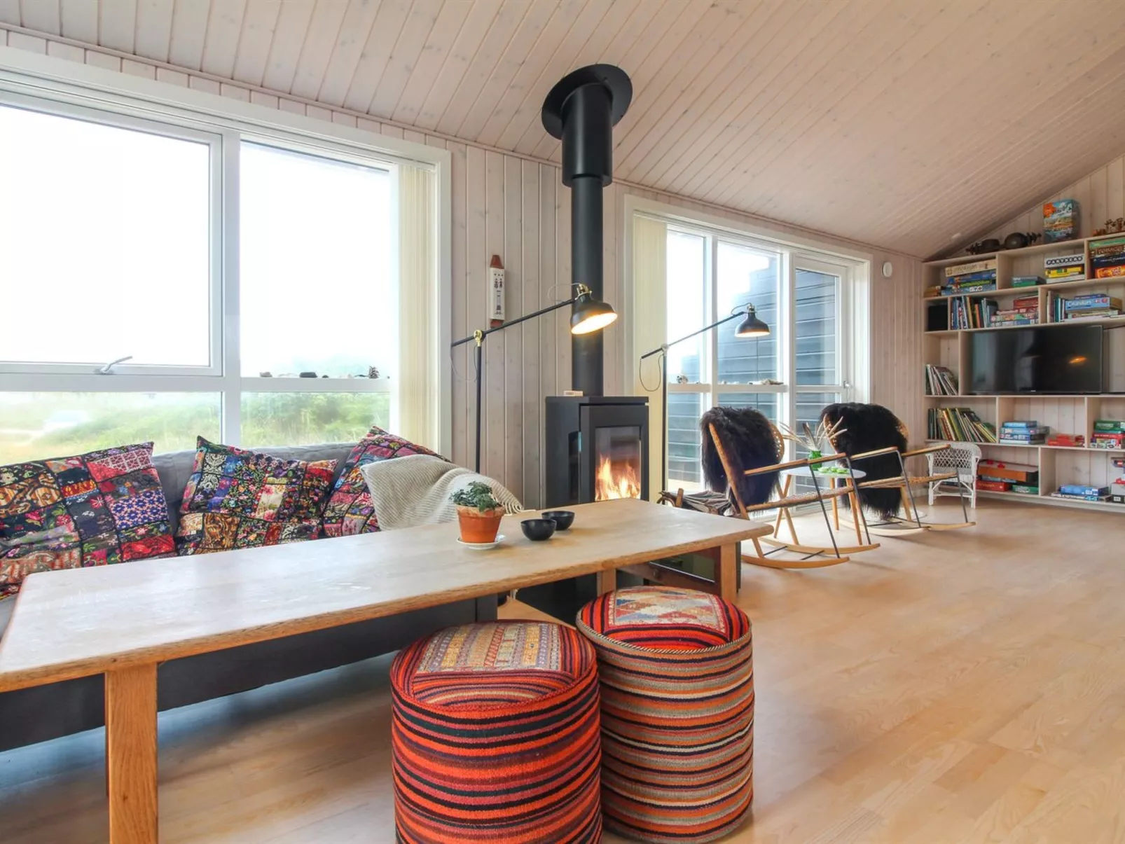 "Marthine" - 200m from the sea-Binnen