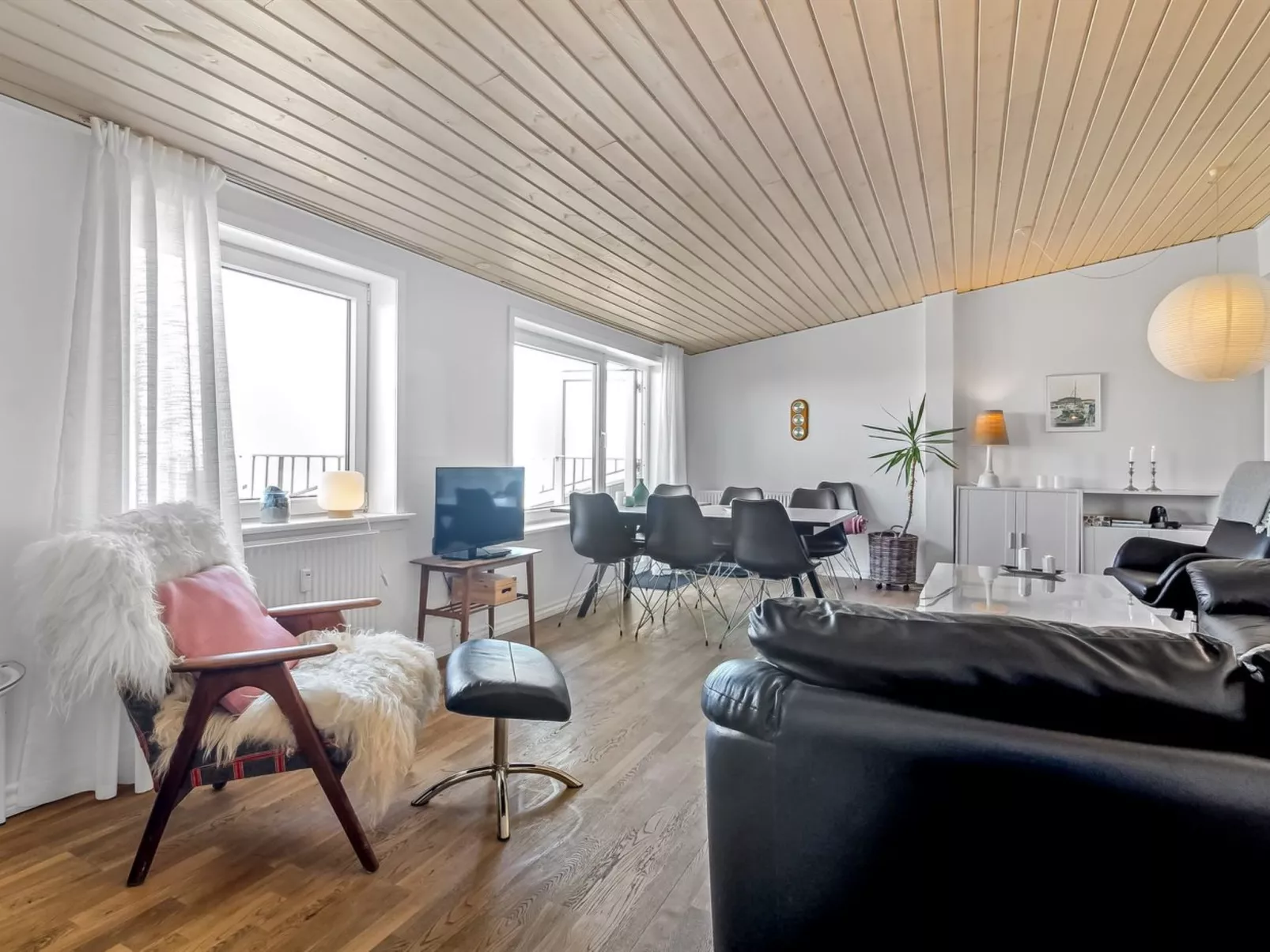 "Britta" - 100m from the sea-Binnen