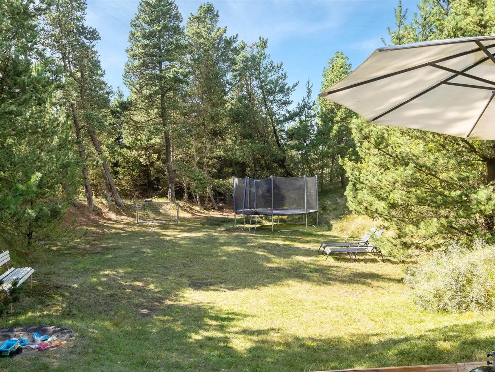 "Benedikta" - 2.4km from the sea-Buiten