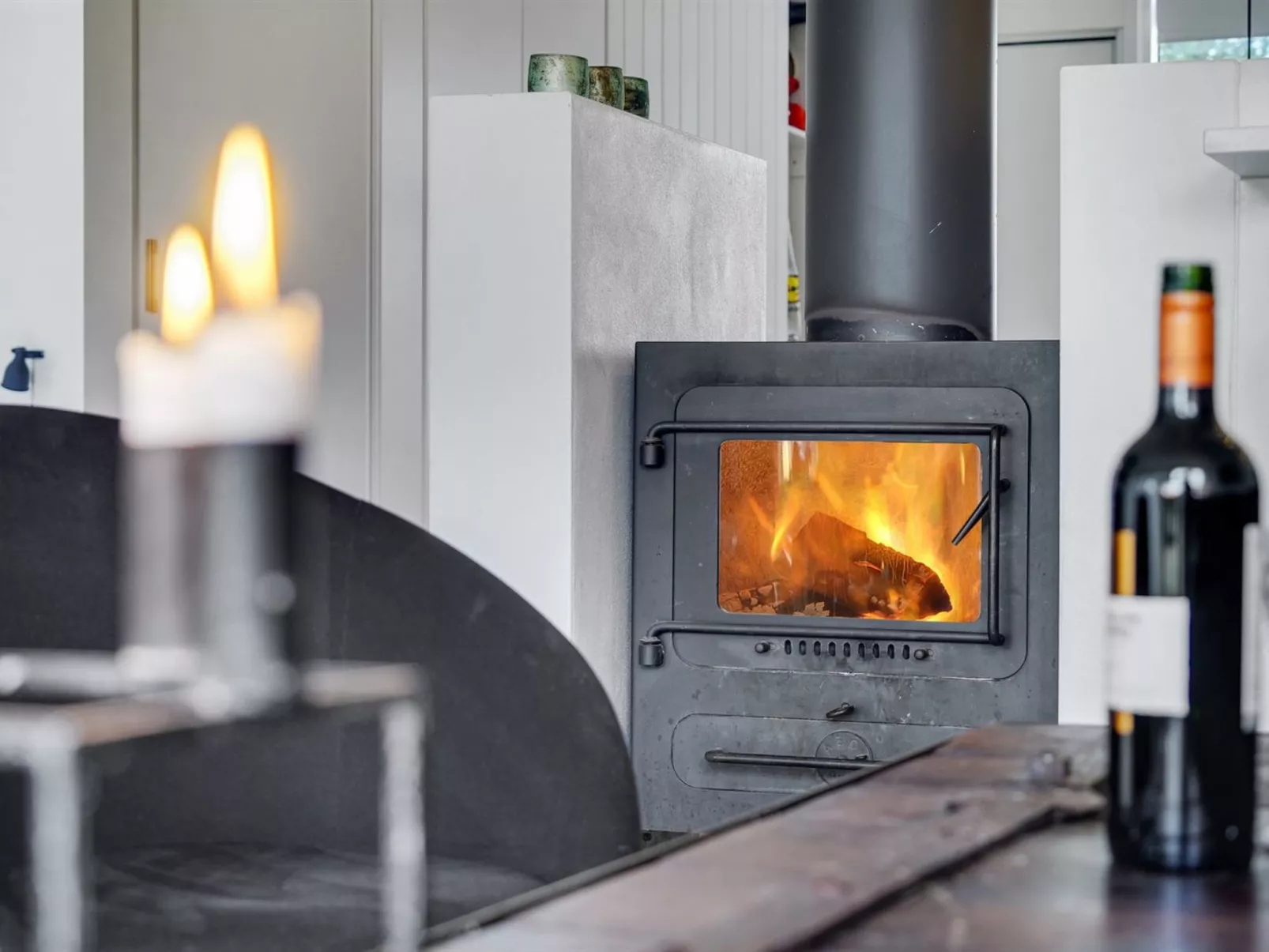 "Elfride" - 200m from the sea-Binnen