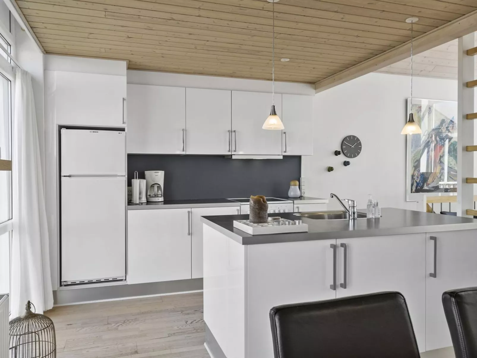 "Chris" - 750m from the sea-Binnen