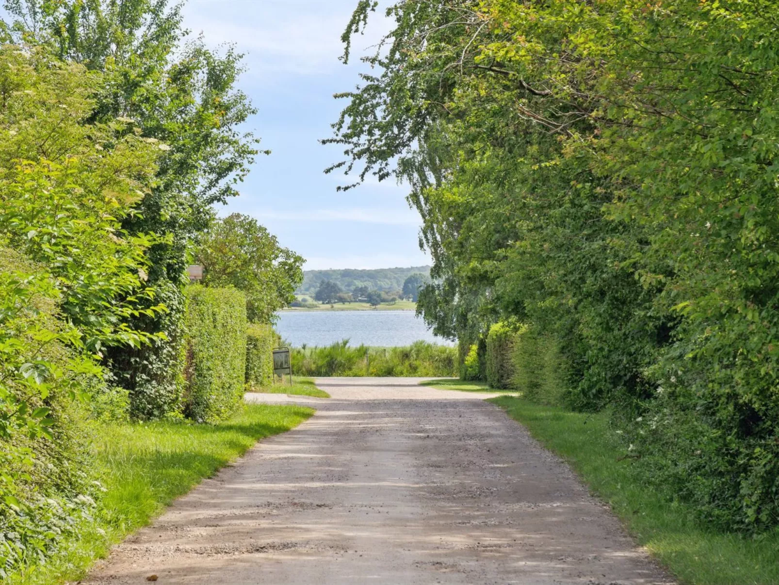 "Erikka" - 300m to the fjord-Buiten