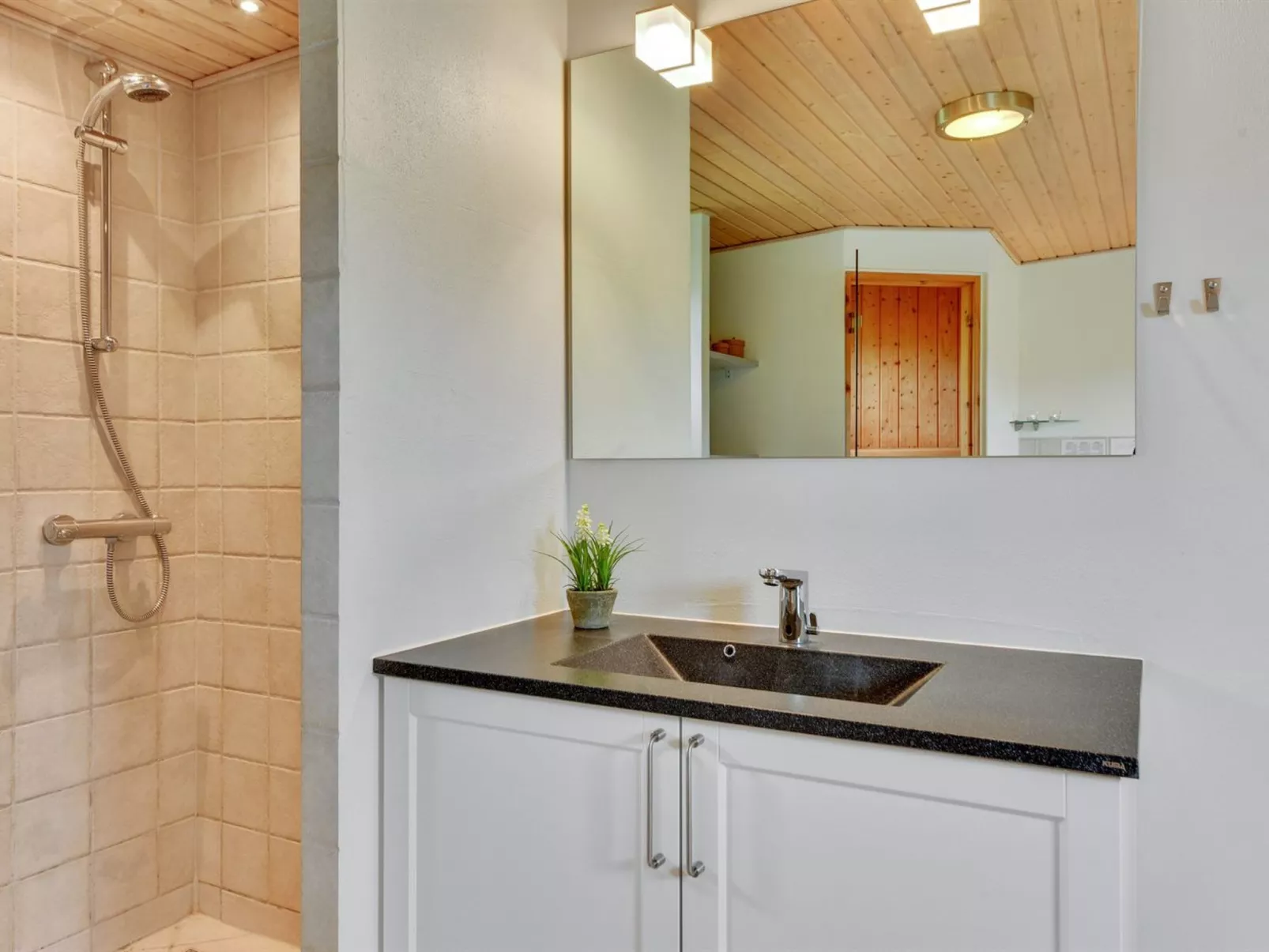 "Geesche" - 200m from the sea-Binnen