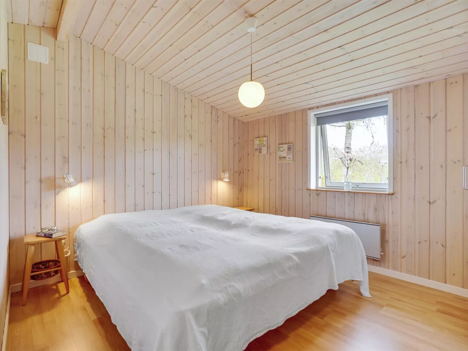 "Hope" - 350m to the fjord-Binnen