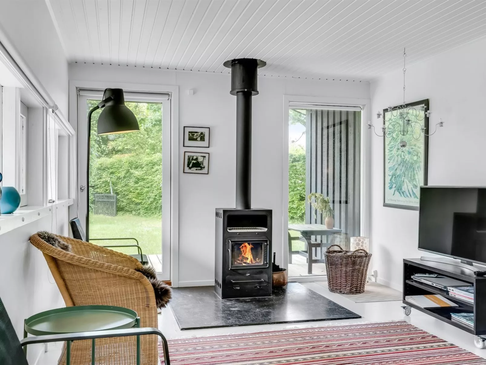 "Jarno" - 1km from the sea-Binnen