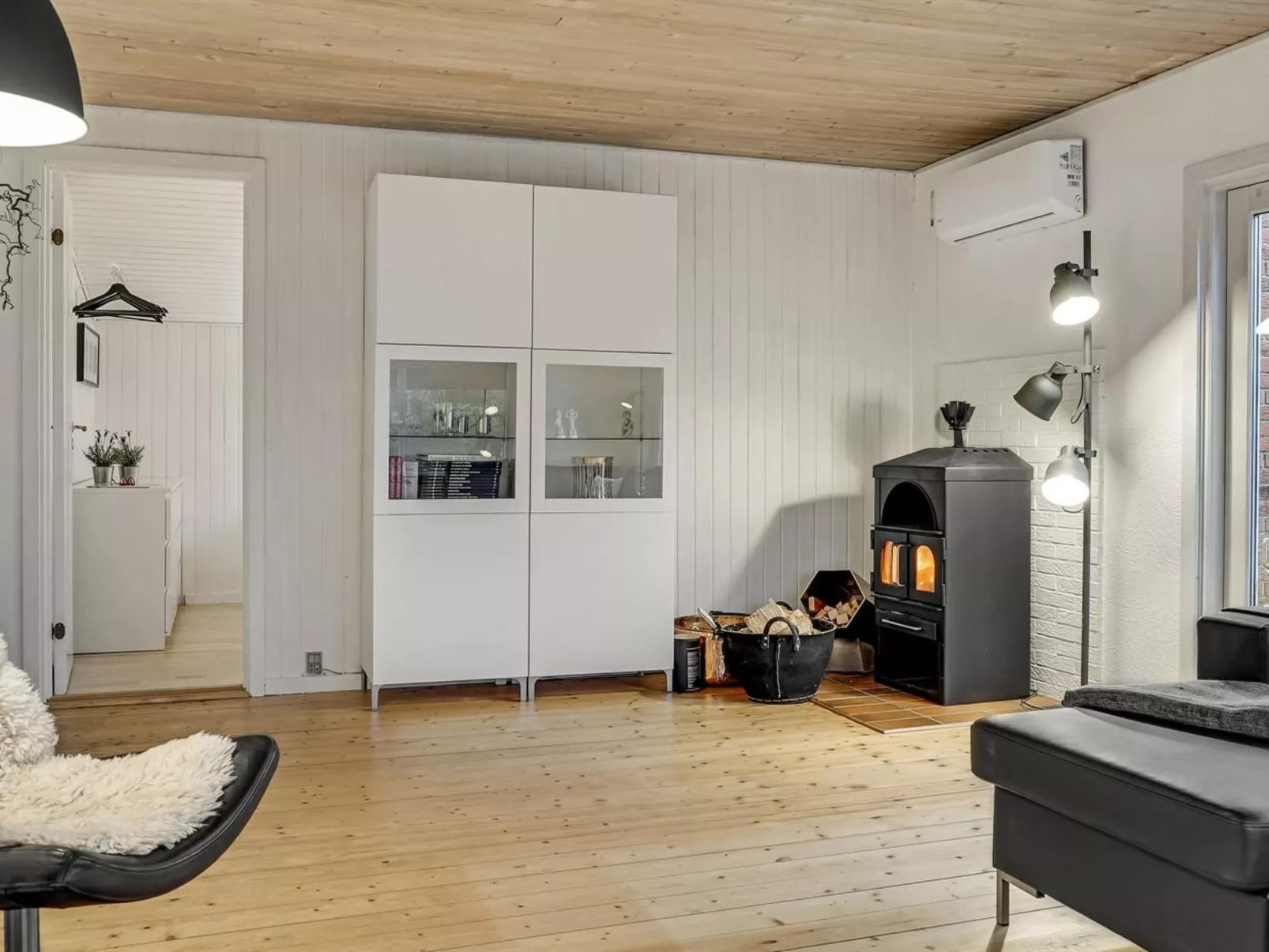 "Leonor" - 300m from the sea-Binnen