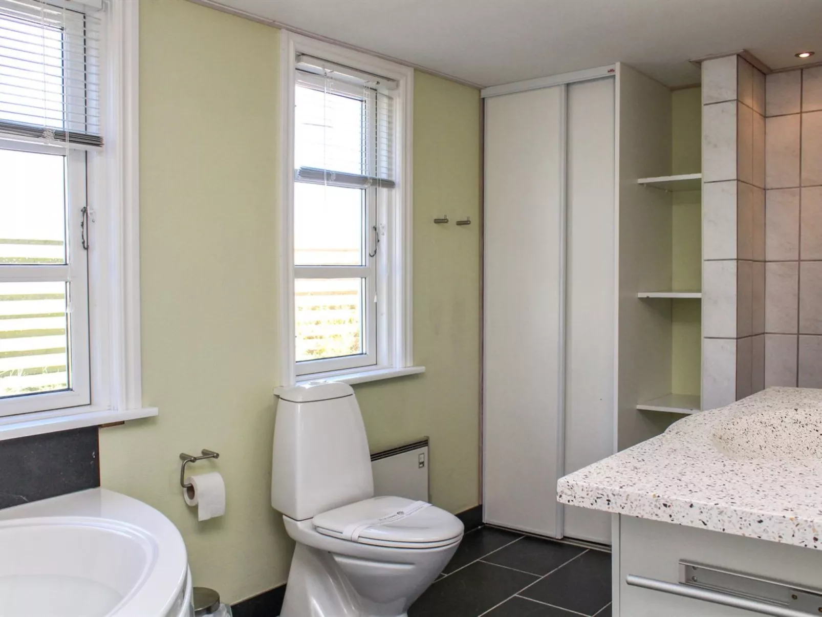 "Marlena" - 150m from the sea-Binnen