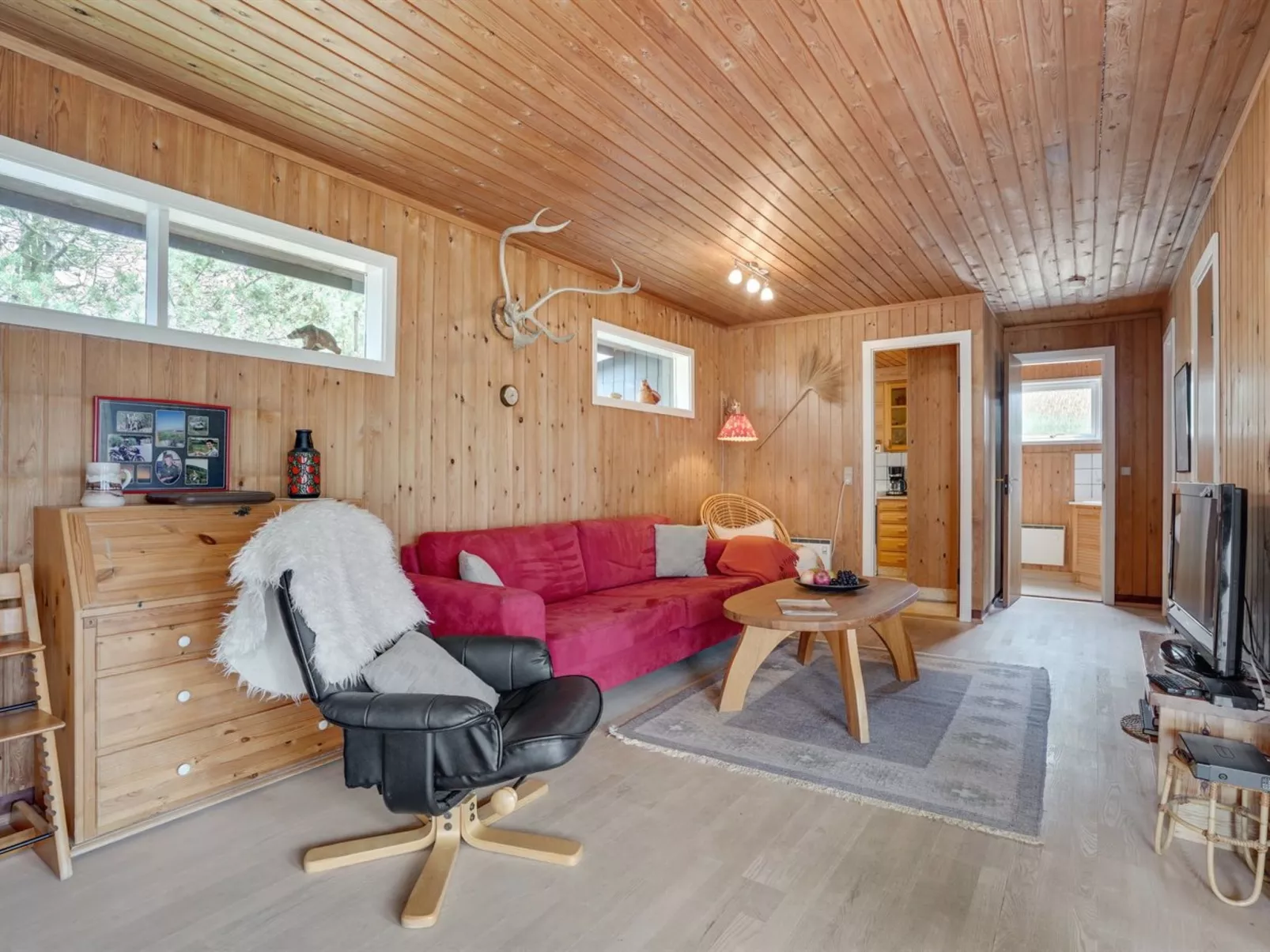 "Asmara" - 200m from the sea-Binnen