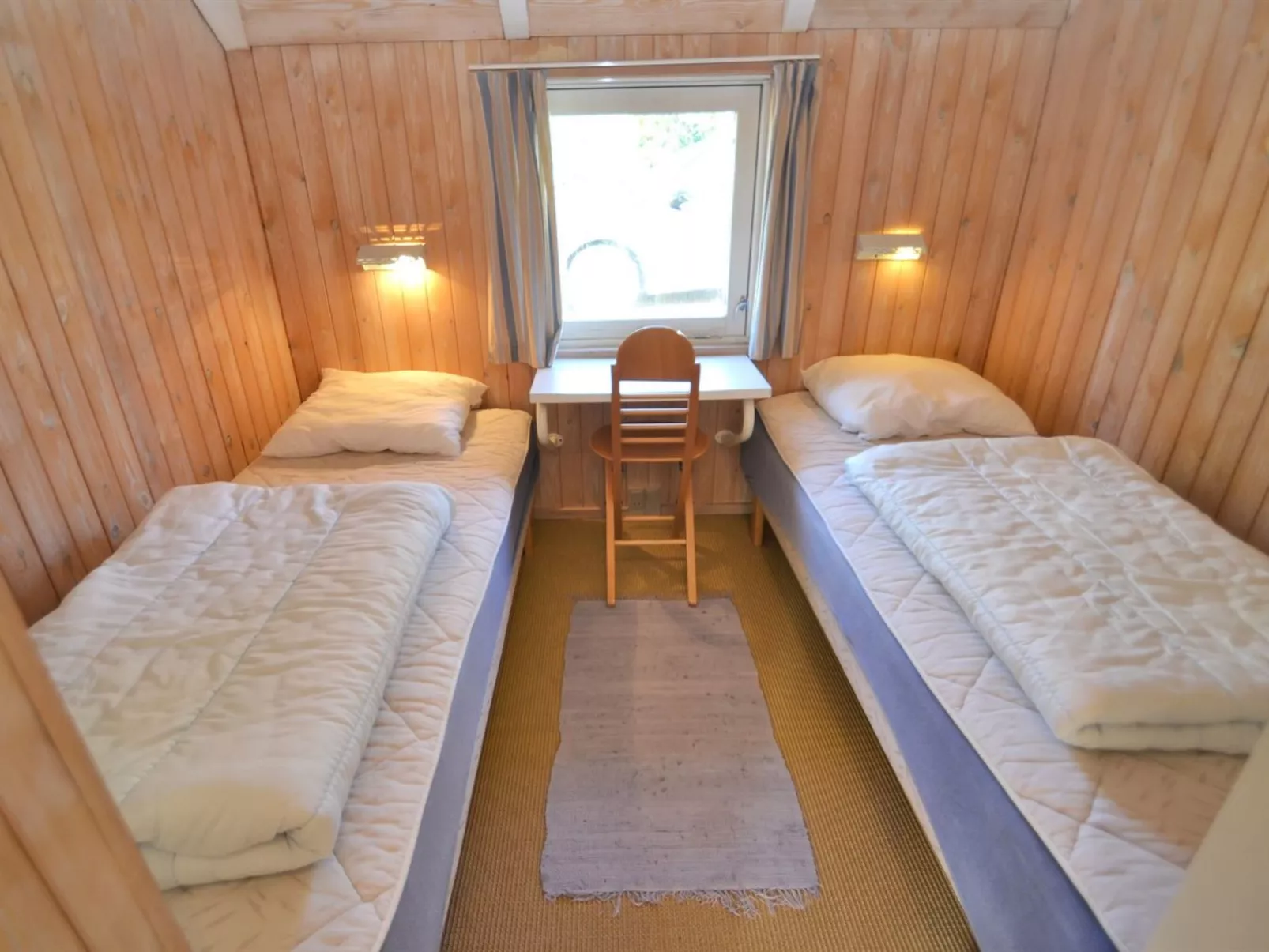 "Roulf" - 1.1km from the sea-Binnen