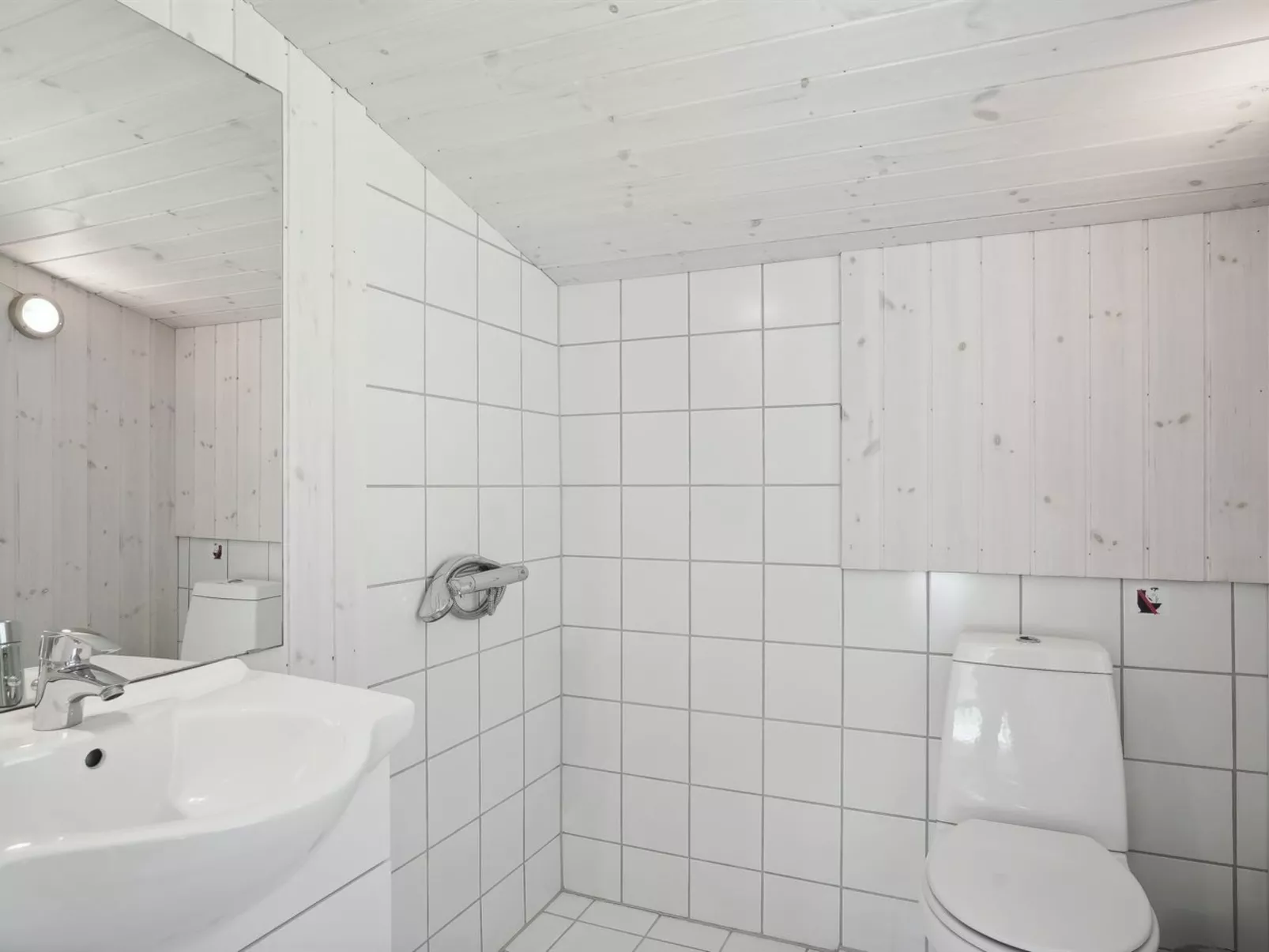 "Ilka" - 375m from the sea-Binnen