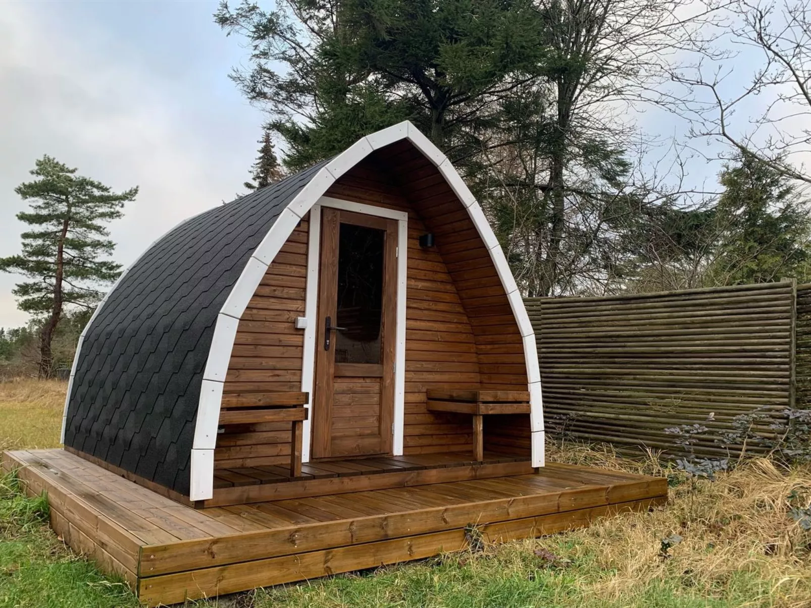 "Ingalise" - 500m from the sea-Binnen