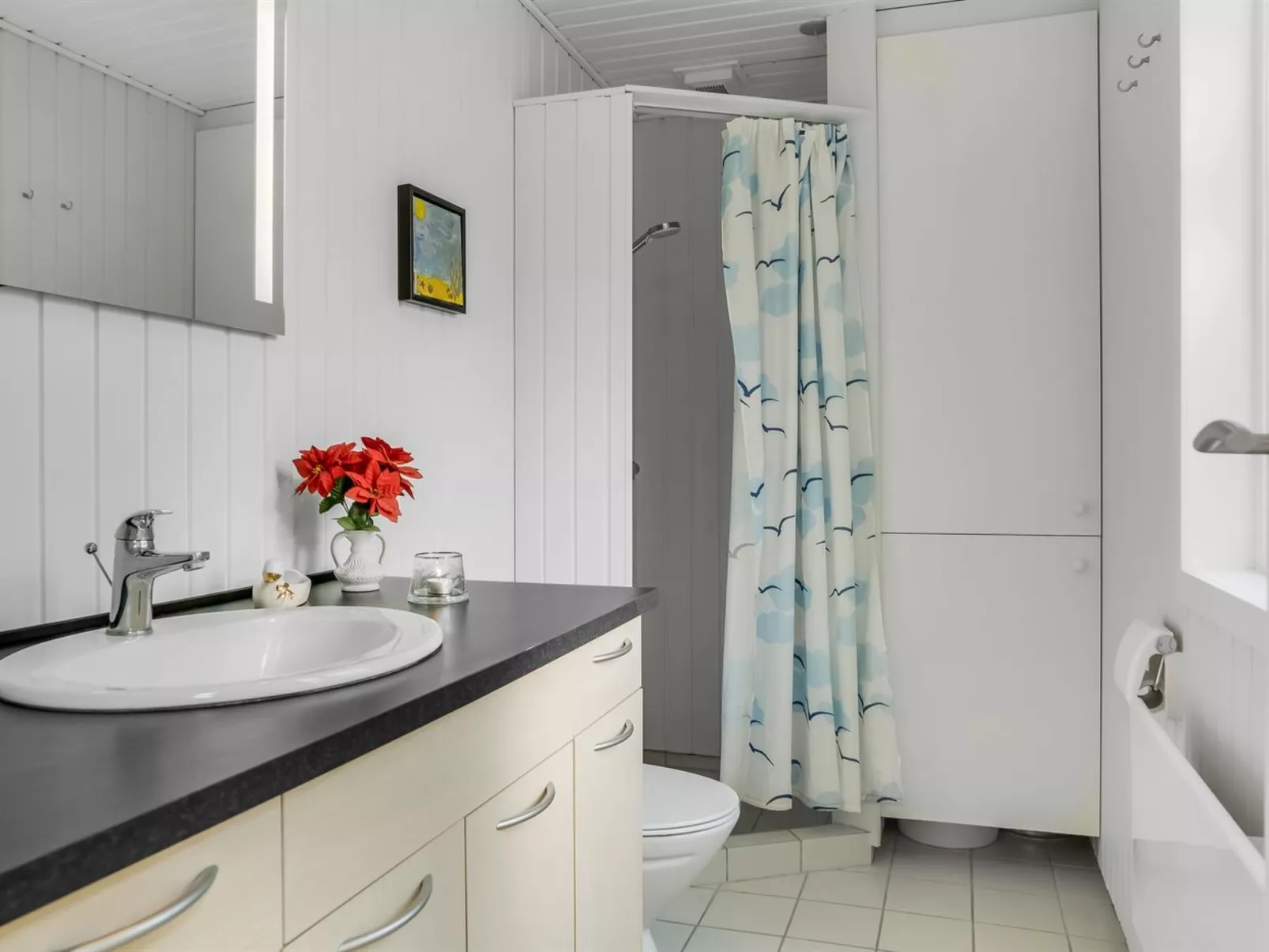 "Gunhil" - 200m from the sea-Binnen