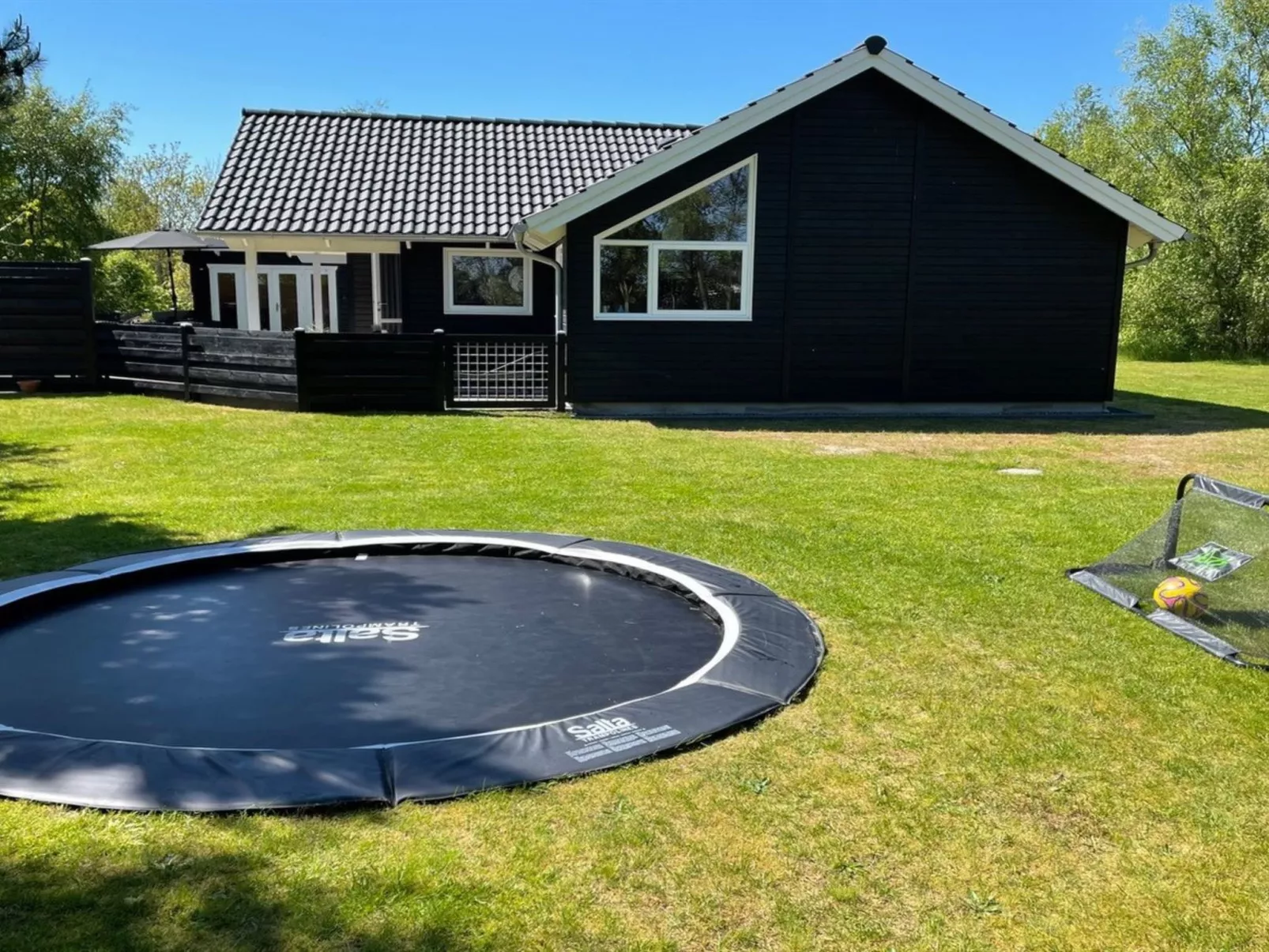 "Swavi" -  from the sea-Buiten