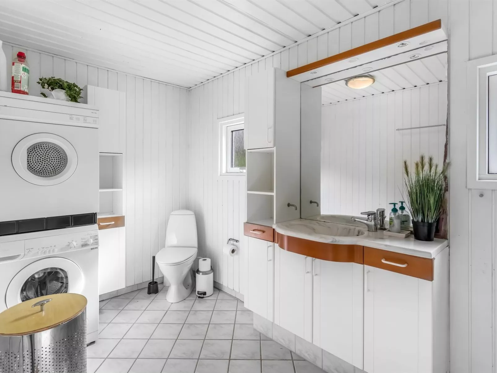 "Swaantje" - 400m from the sea-Binnen