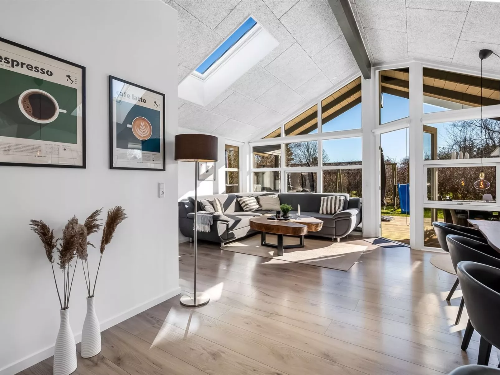 "Alrike" - 850m from the sea-Binnen