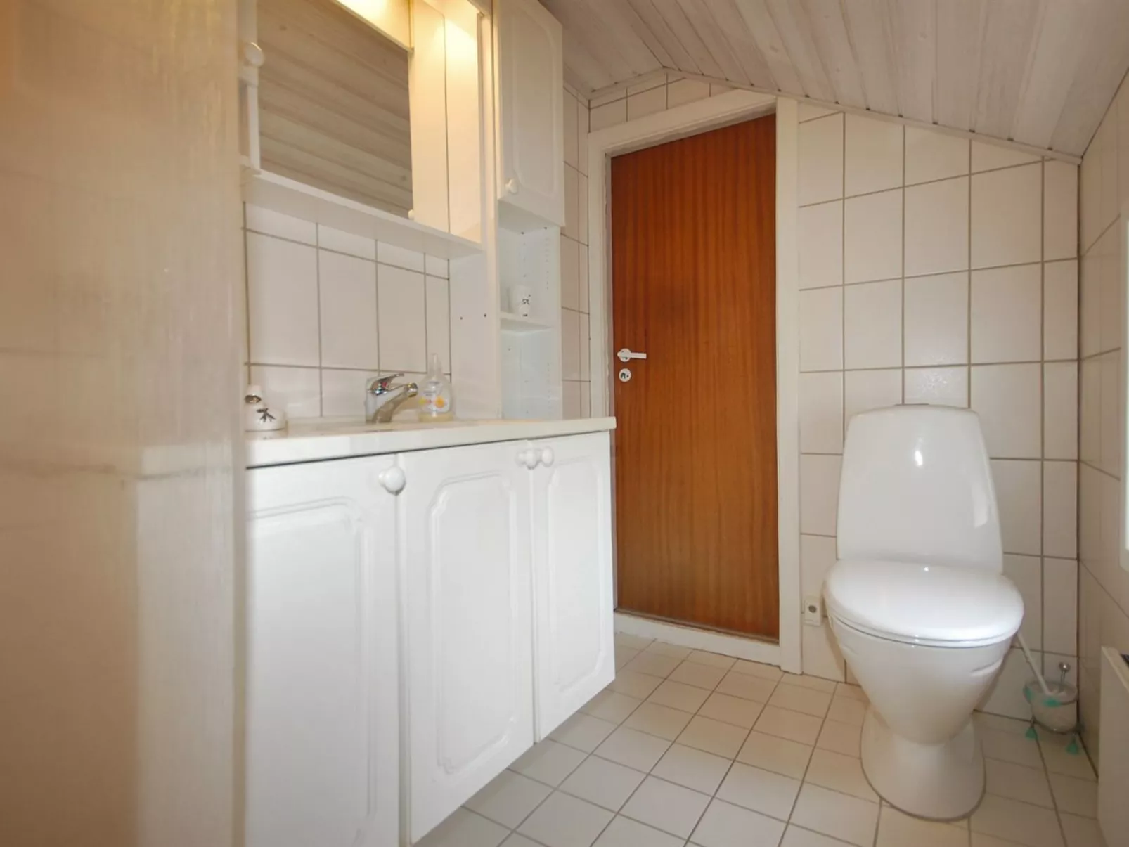 "Doritea" - 50m from the sea-Binnen