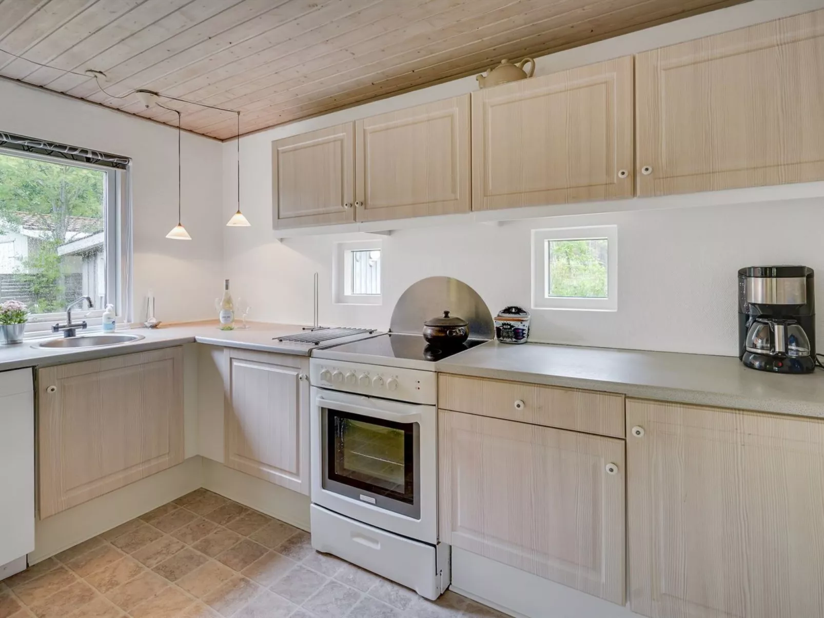 "Erikgine" - 170m from the sea-Binnen