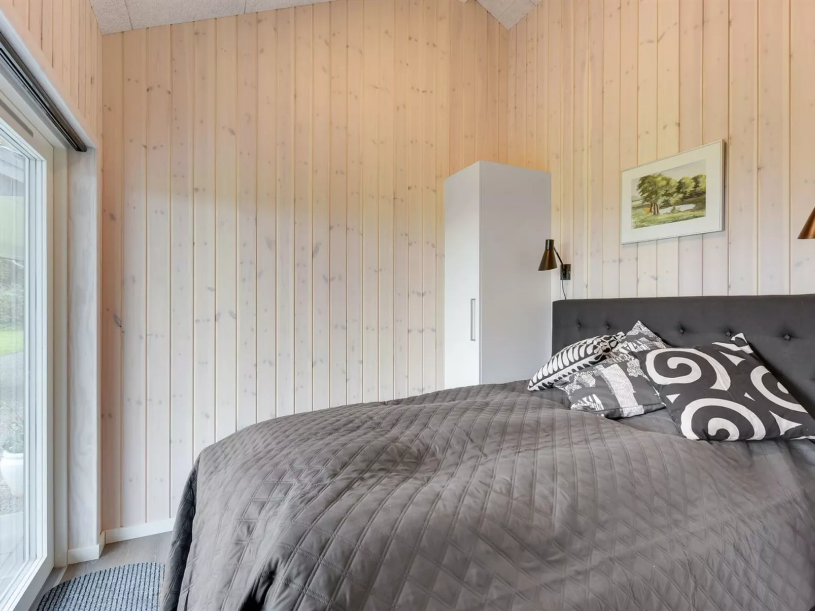 "Rathulf" - 500m from the sea-Binnen