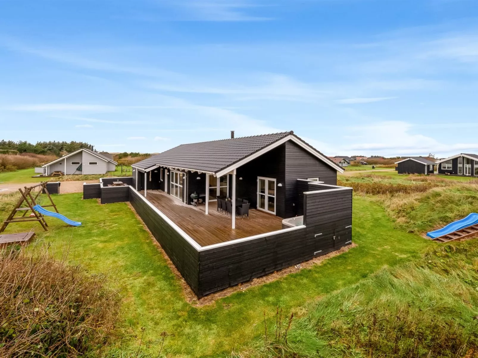 "Markku" - 400m from the sea-Buiten