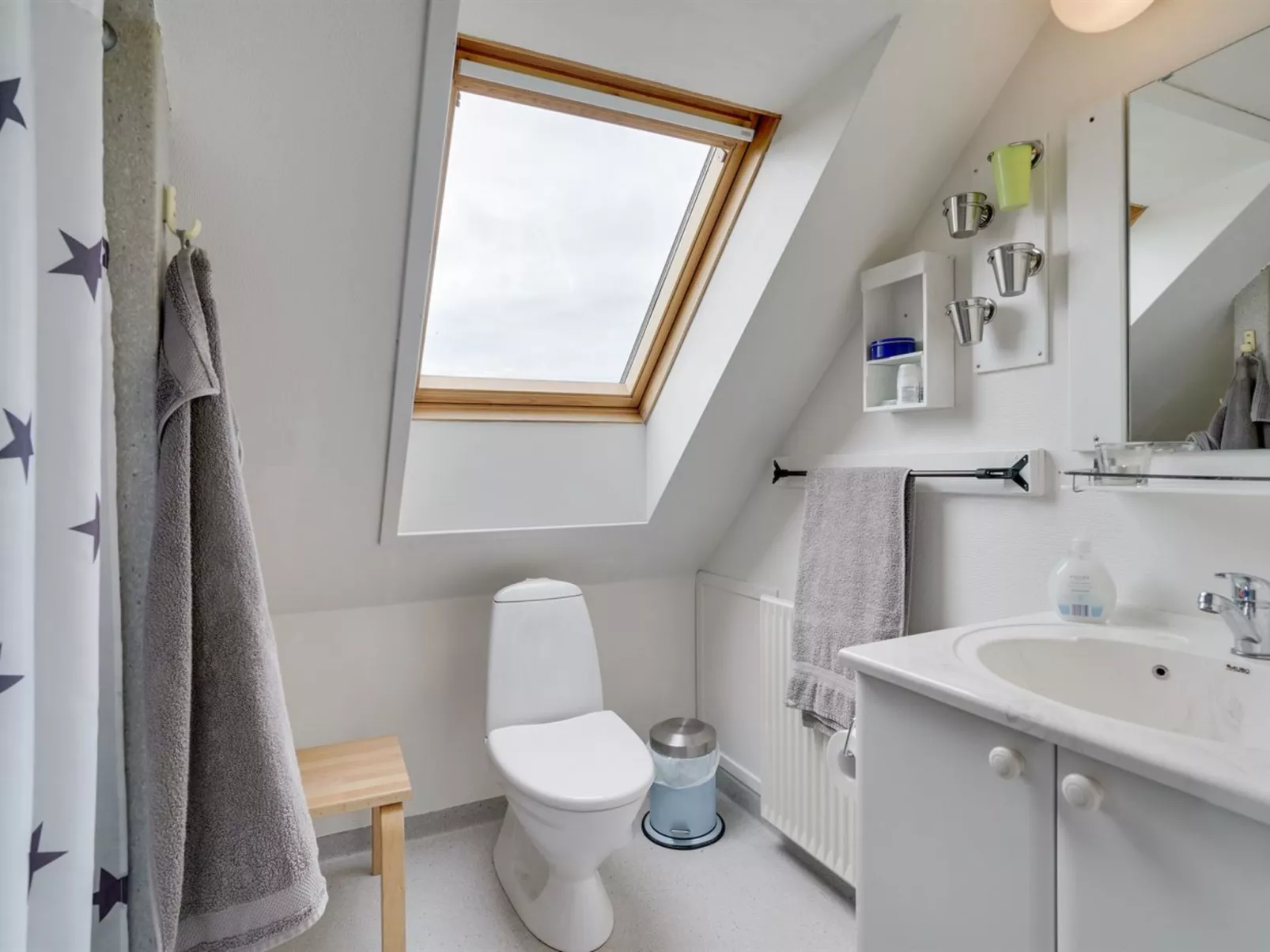 "Nevis" - 1.5km from the sea-Binnen