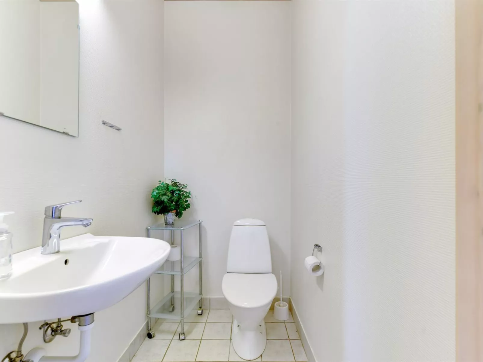 "Karina" - 150m to the fjord-Binnen