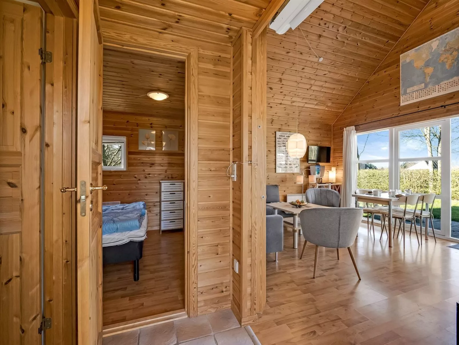 "Terese" - 45km from the sea-Binnen