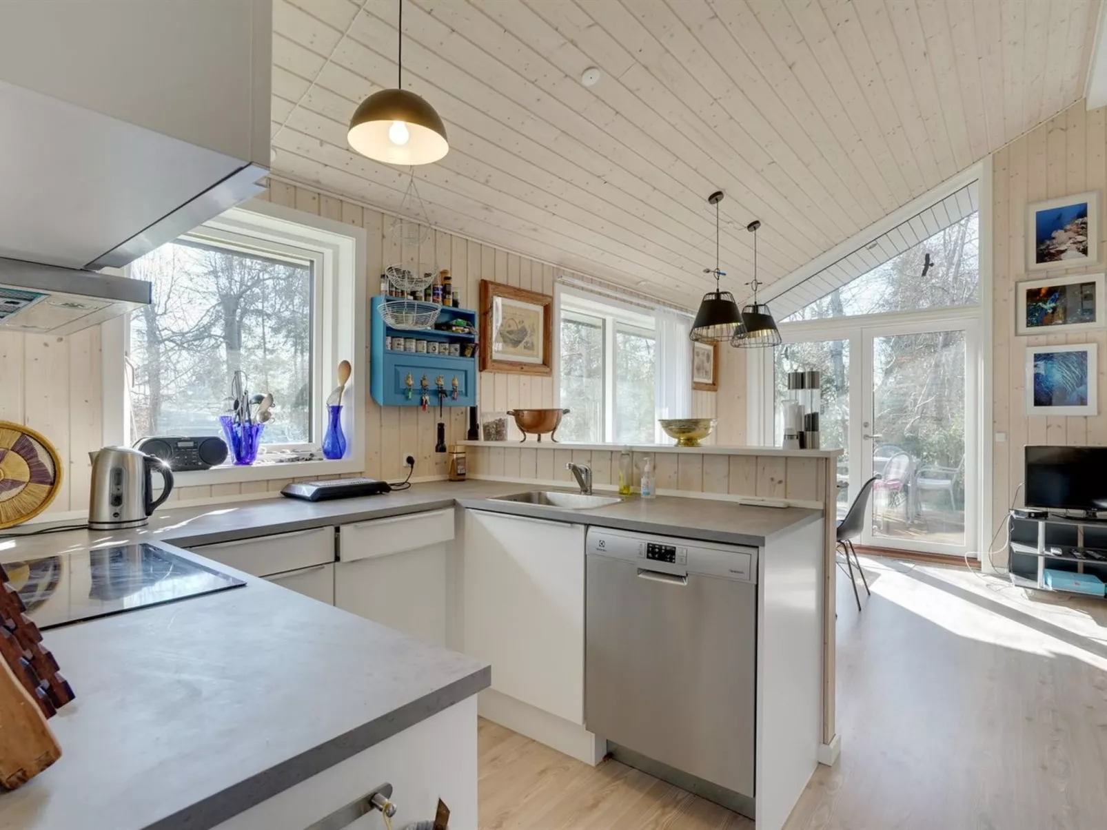 "Tancred" - 200m from the sea-Binnen