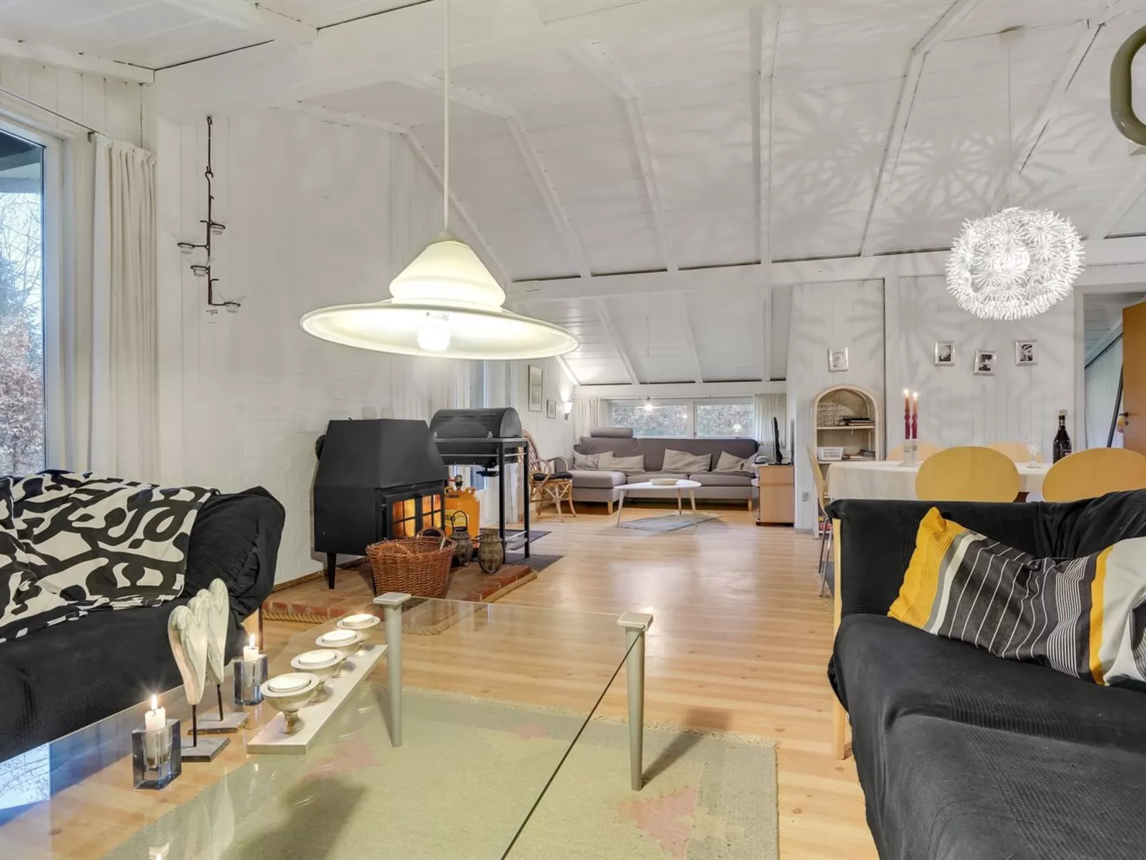 "Hardy" - 30km from the sea-Binnen