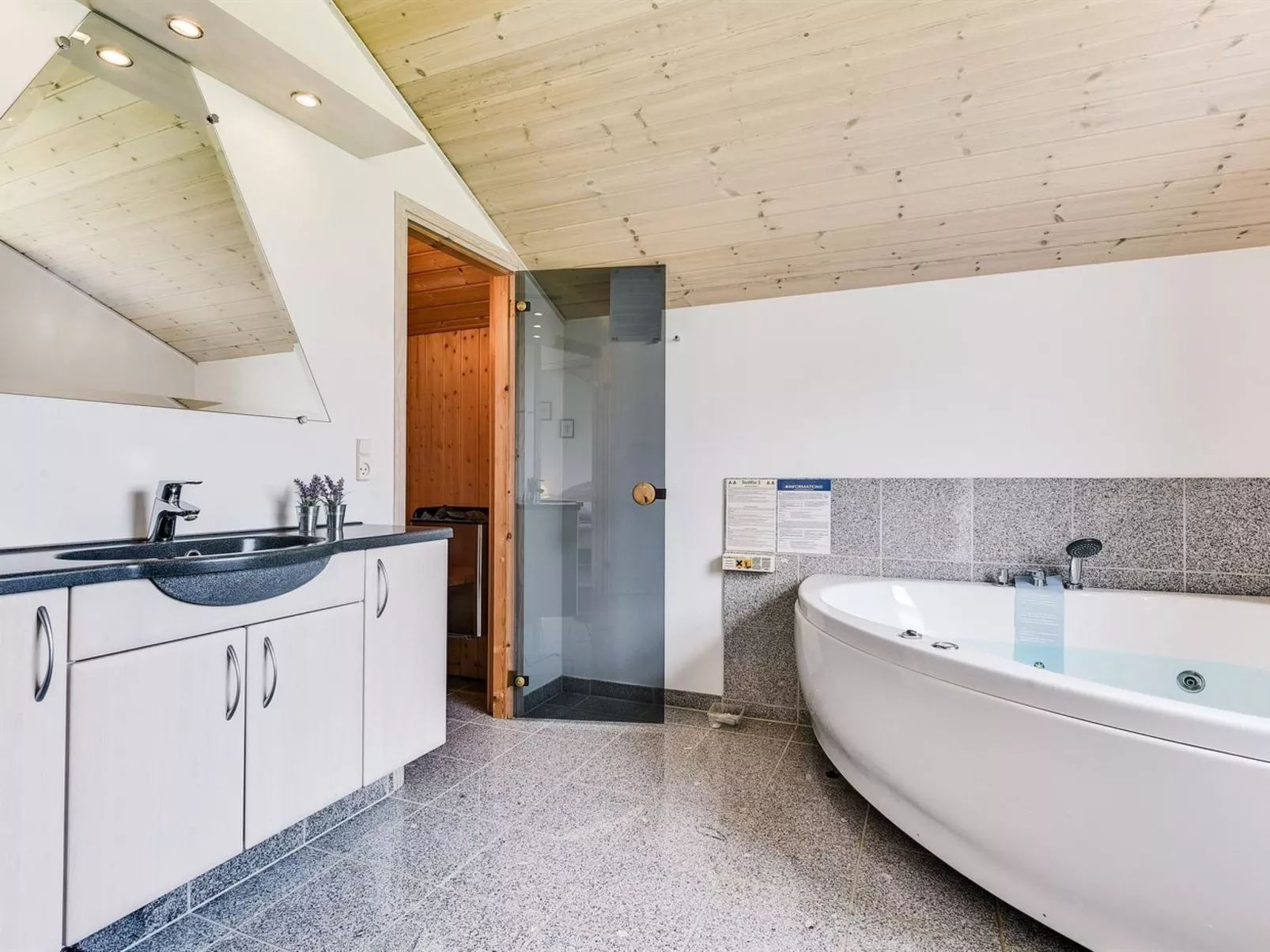 "Alboldus" - 250m to the fjord-Binnen