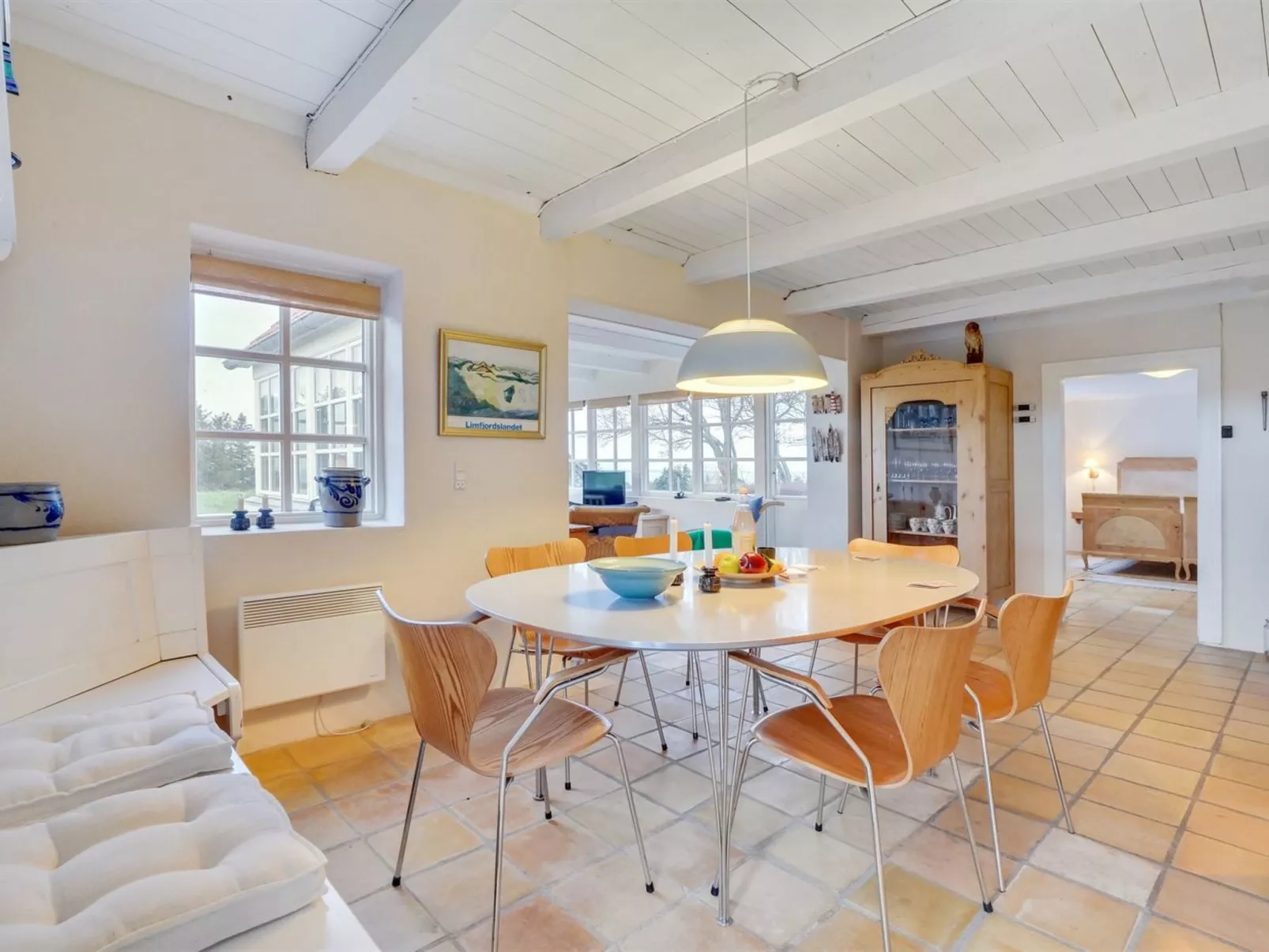 "Althea" - 750m to the fjord-Binnen